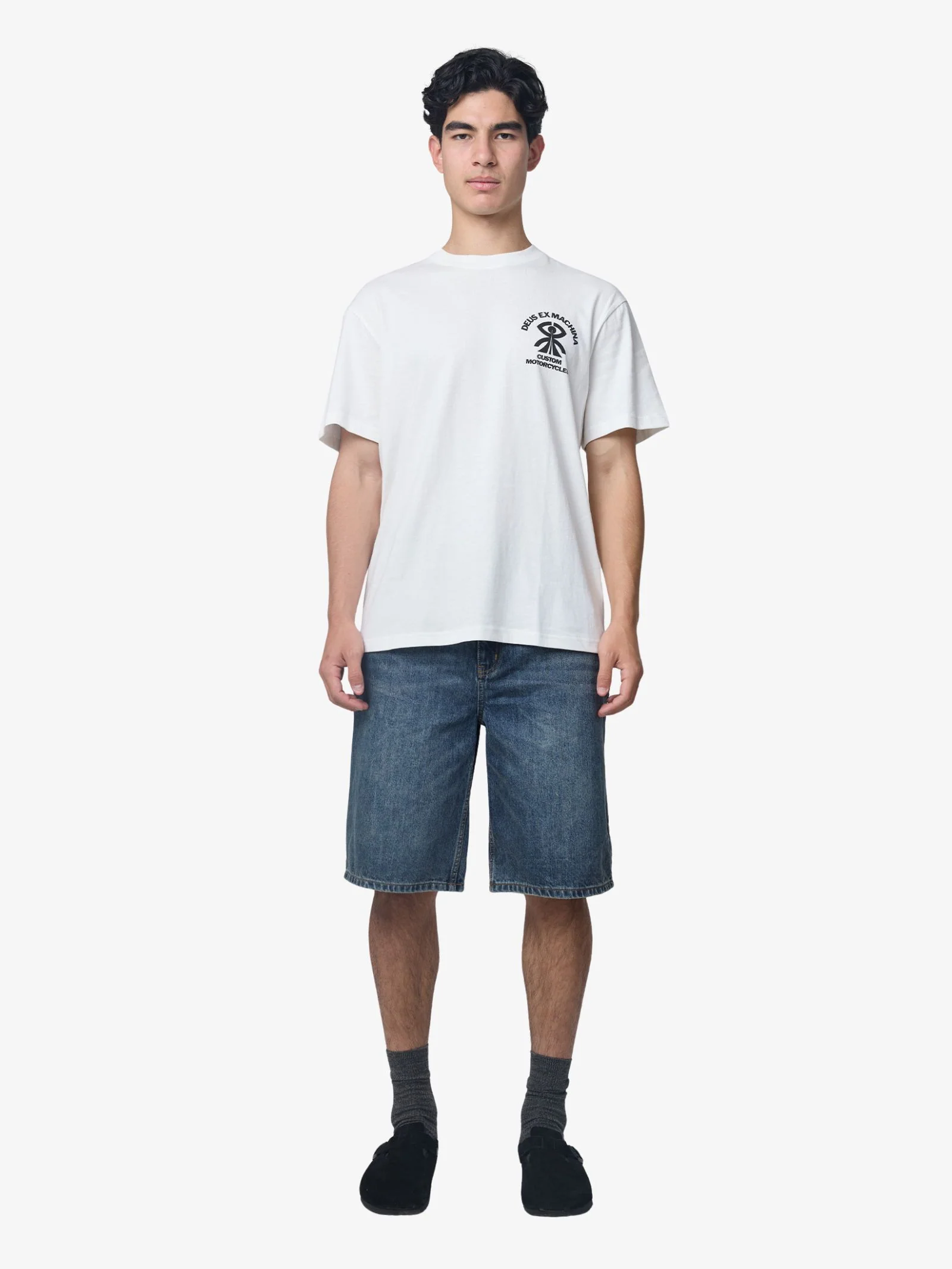 Eyes On The Prize Tee - Image 2