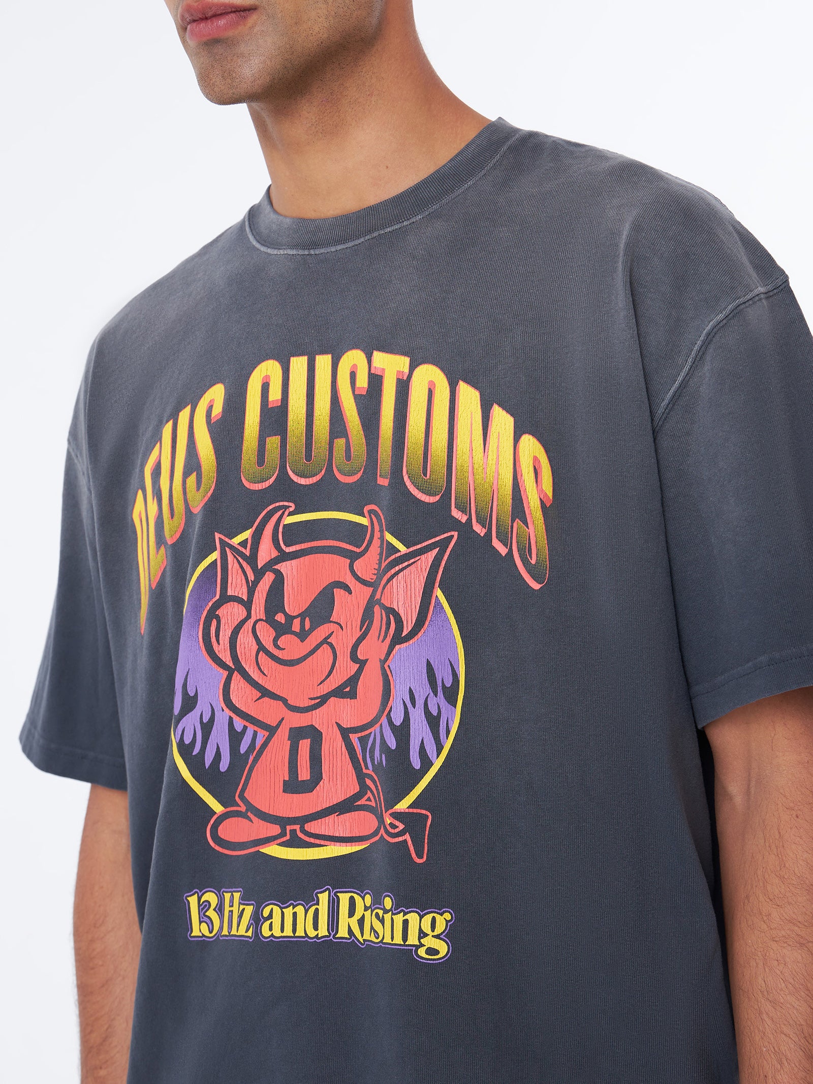 Good Gracious Tee Anthracite - Image 3