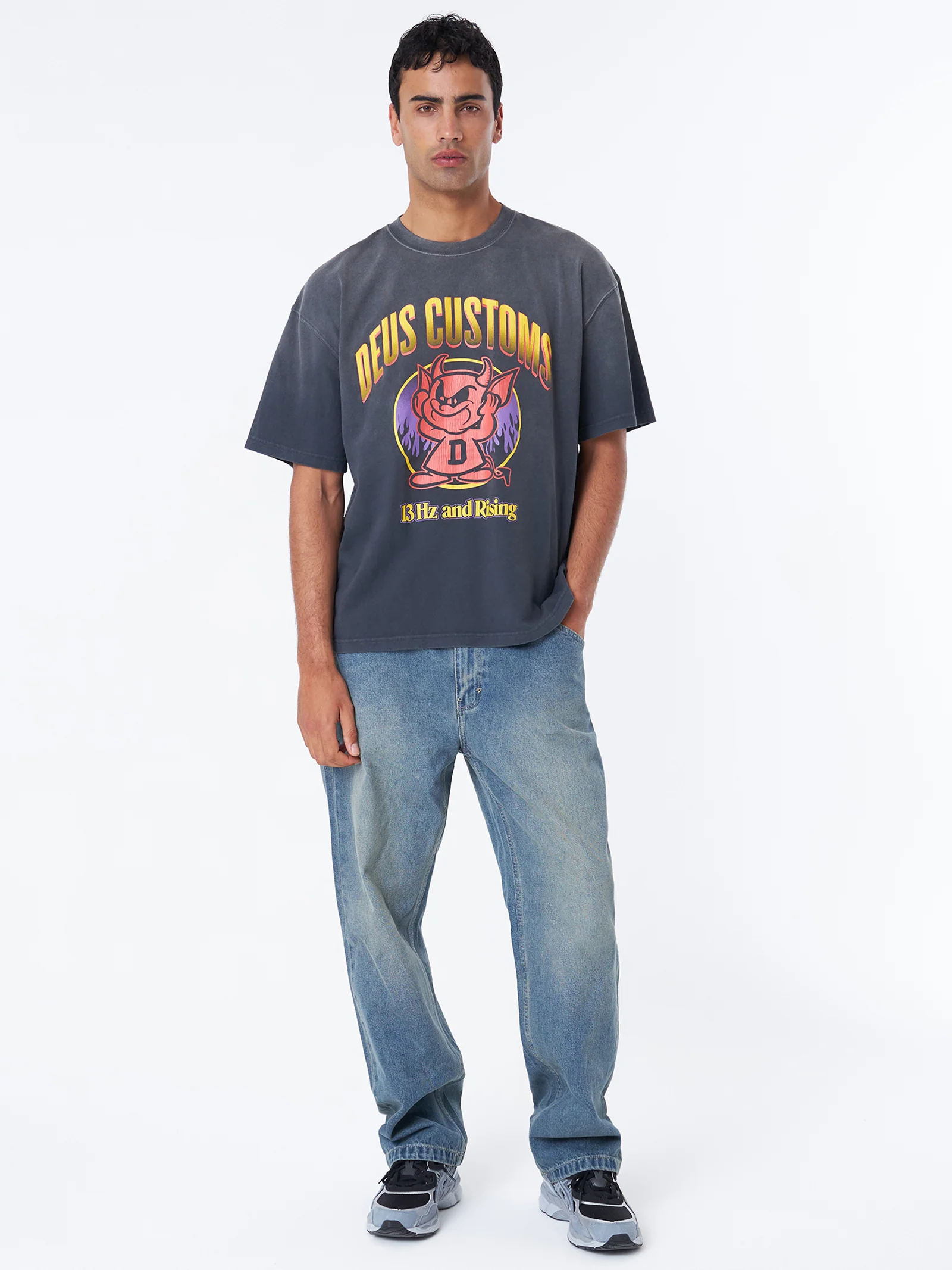 Good Gracious Tee Anthracite - Image 4