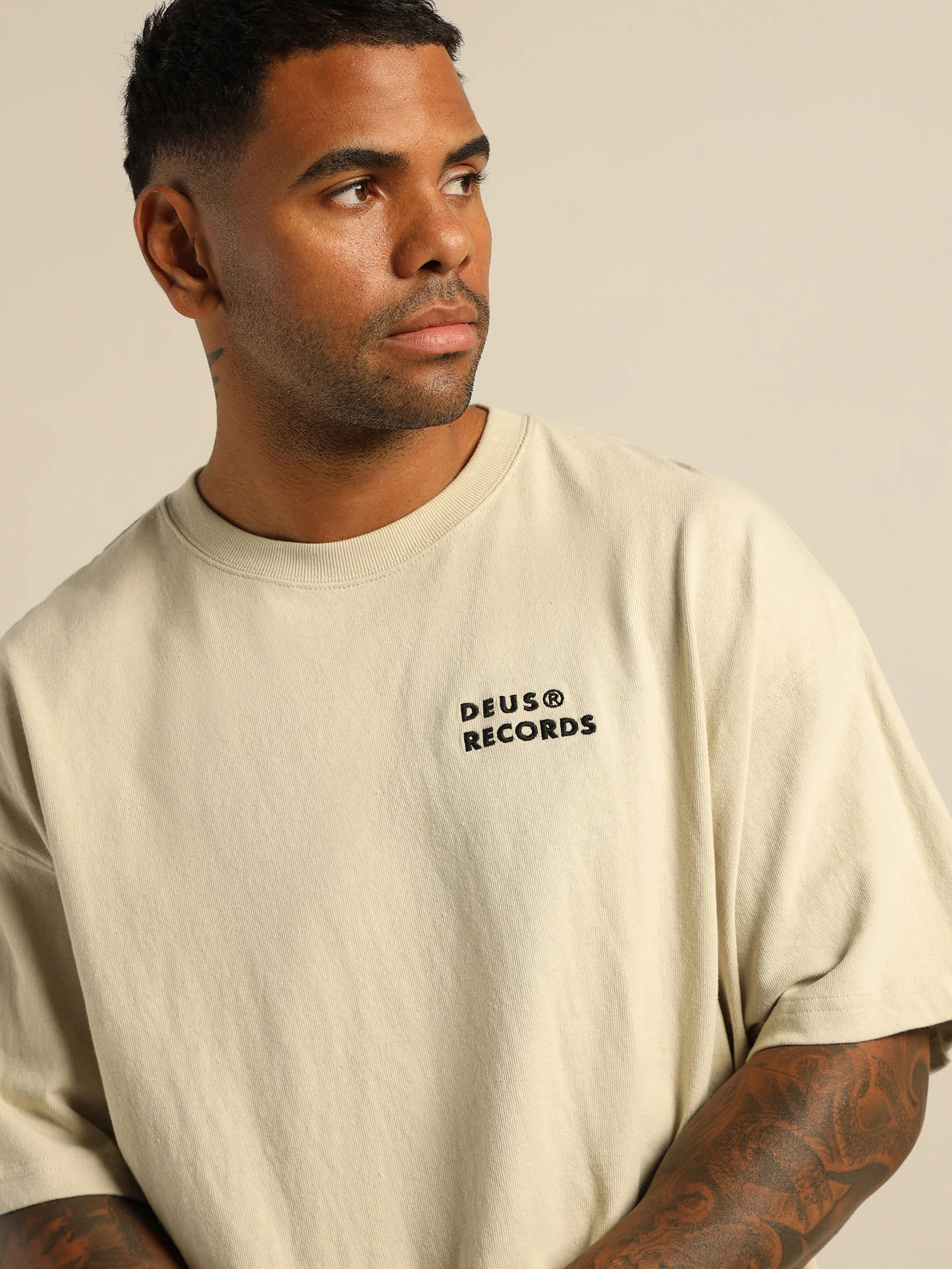 Deus Records All Caps T-Shirt - Image 5