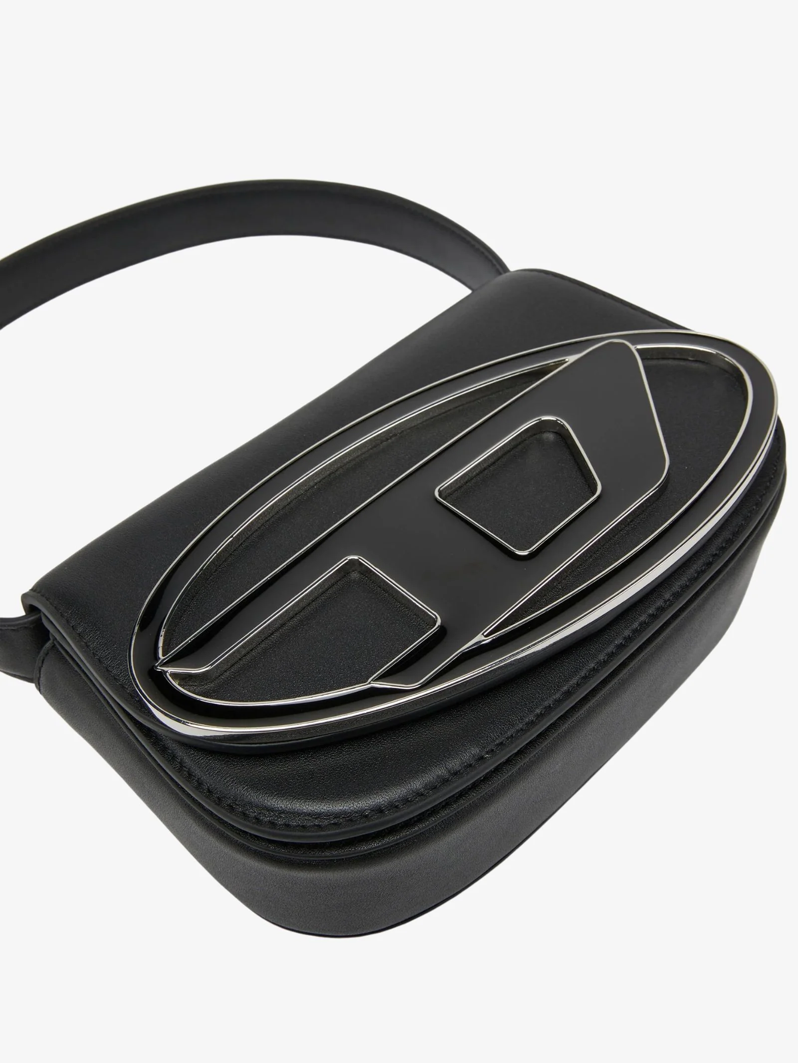 1Dr Shoulder Bag - Image 3