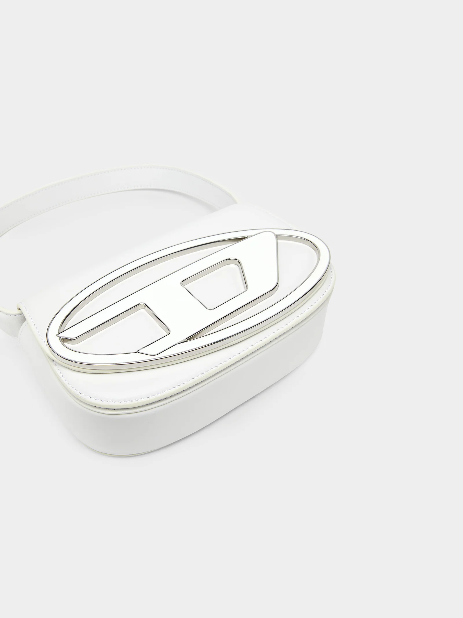 1Dr Shoulder Bag - Image 3