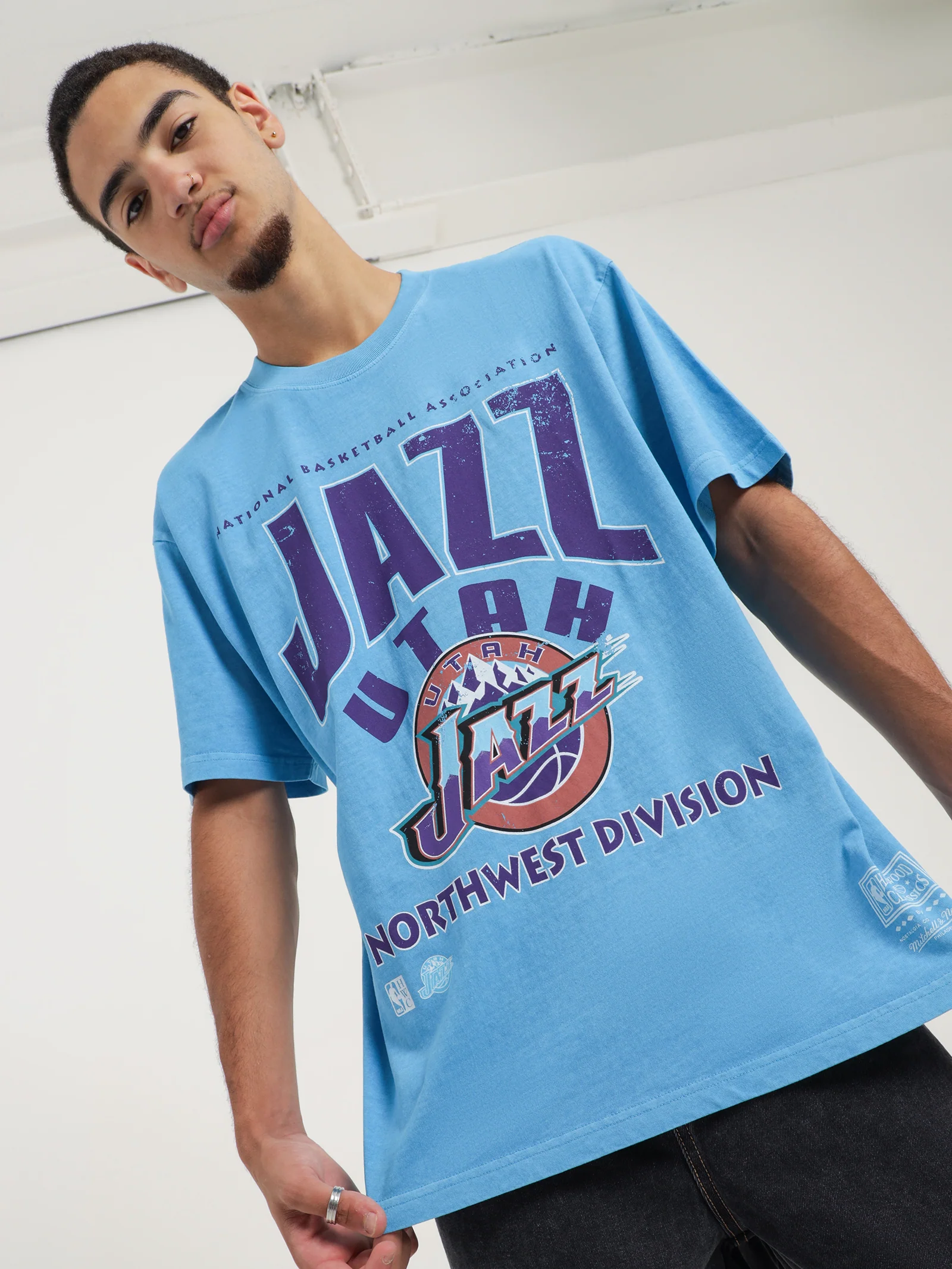 Division Arch T-Shirt - Image 2