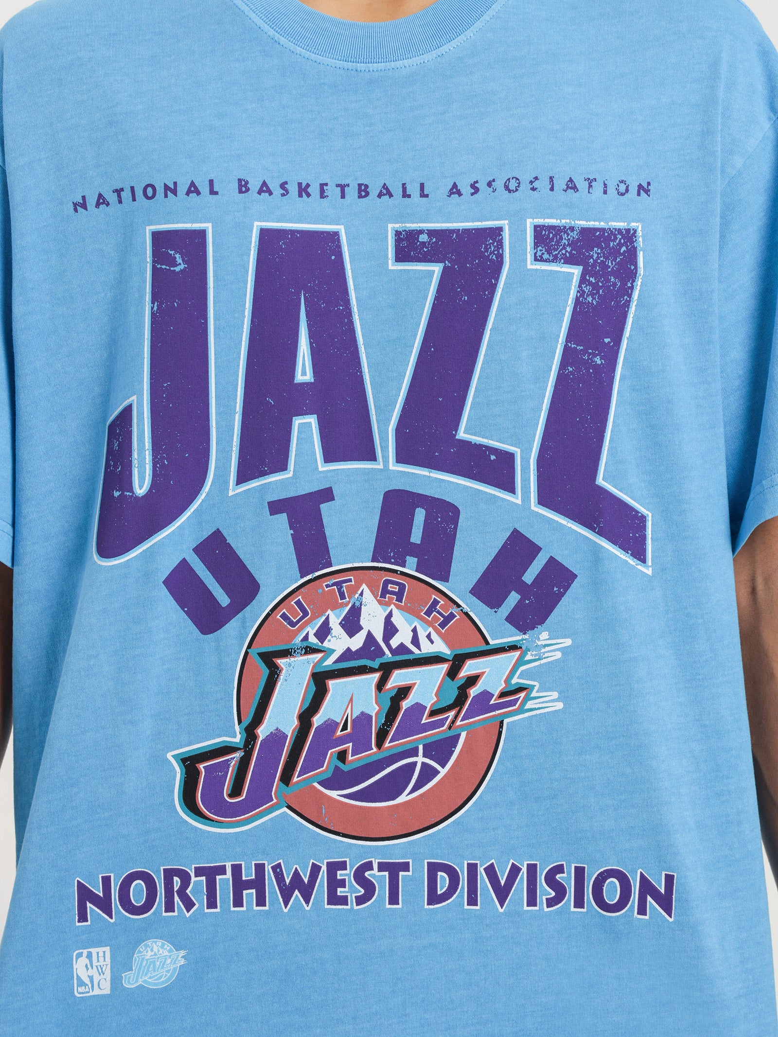 Division Arch T-Shirt - Image 5