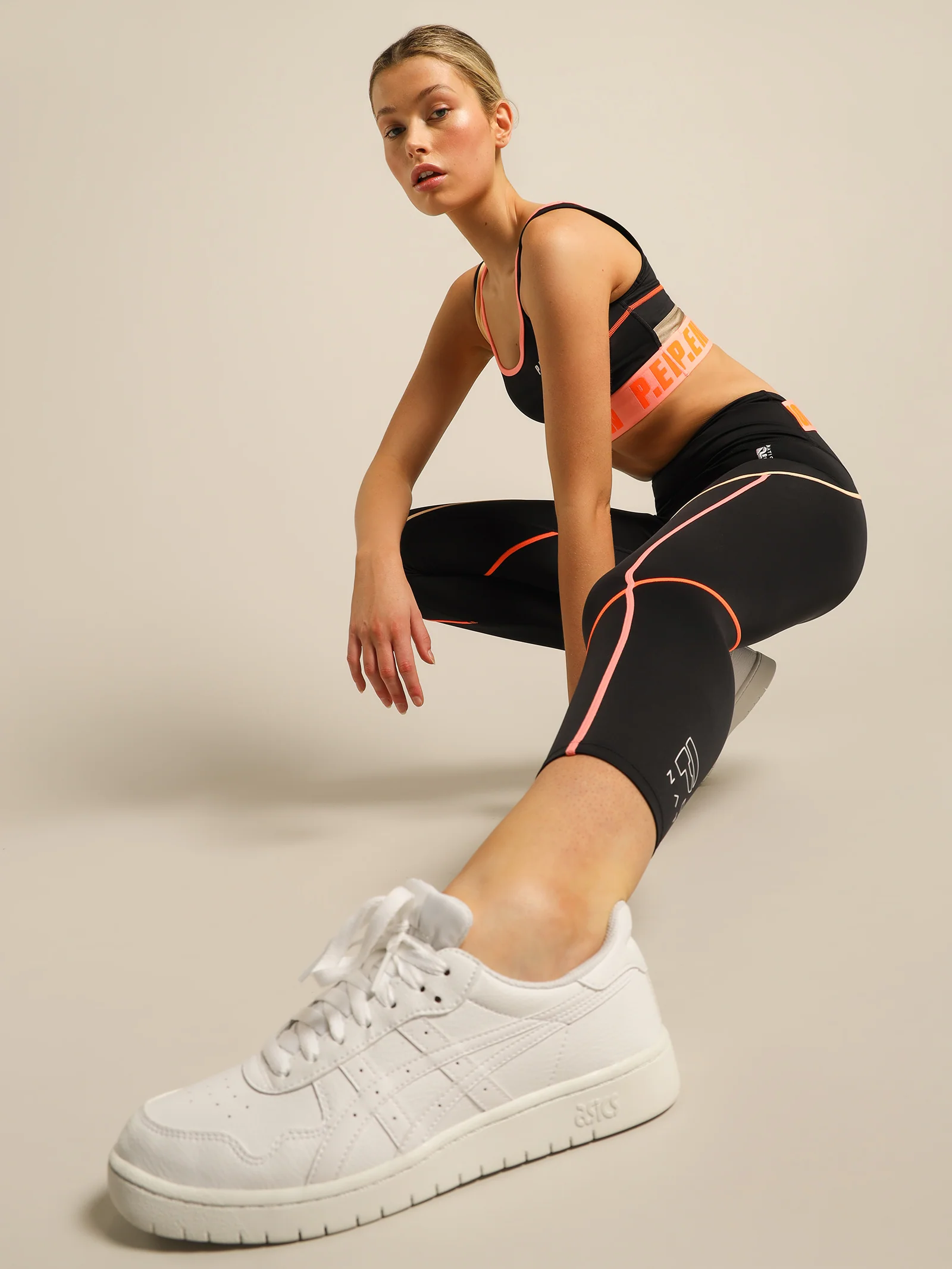 Double Cross Leggings - Image 5