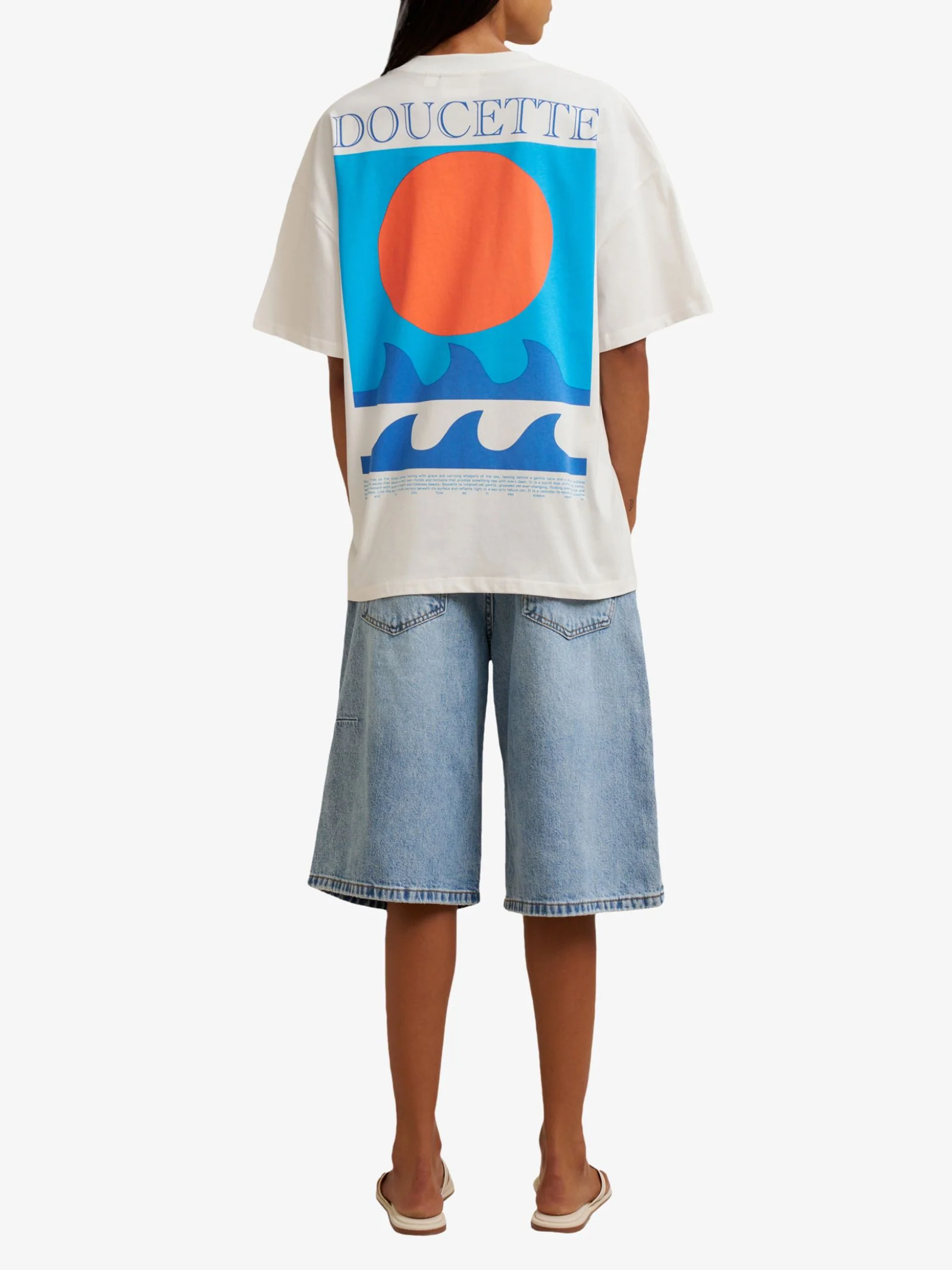 Unisex Swell Box Tee - Image 4