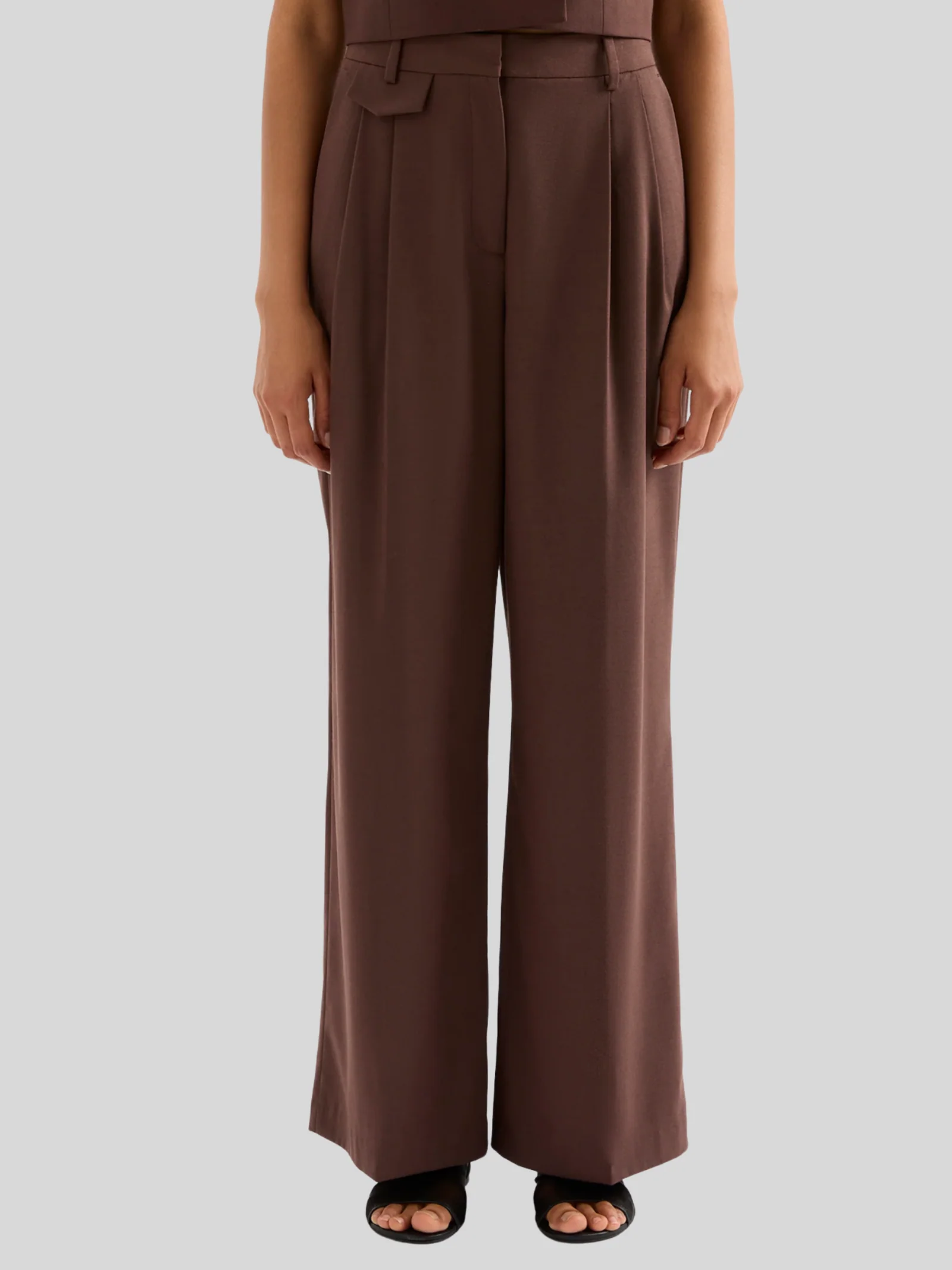 Easton Tailored Pant - Image 2
