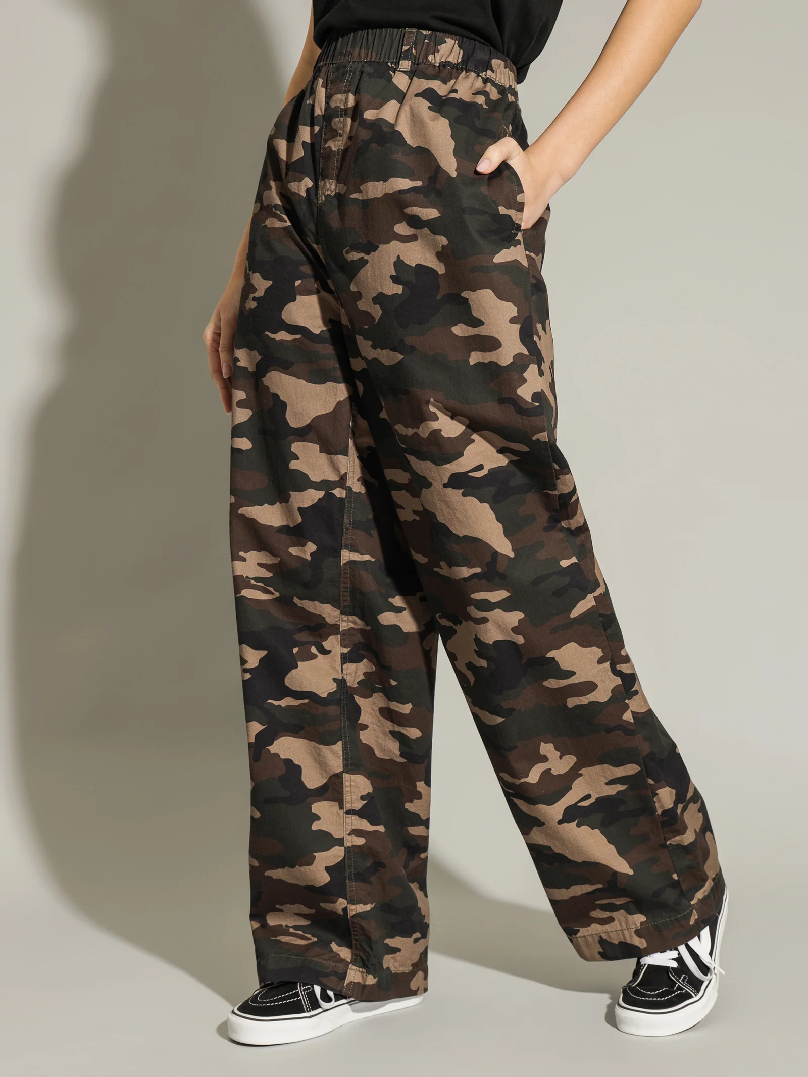 Easy Straight Pants - Image 3