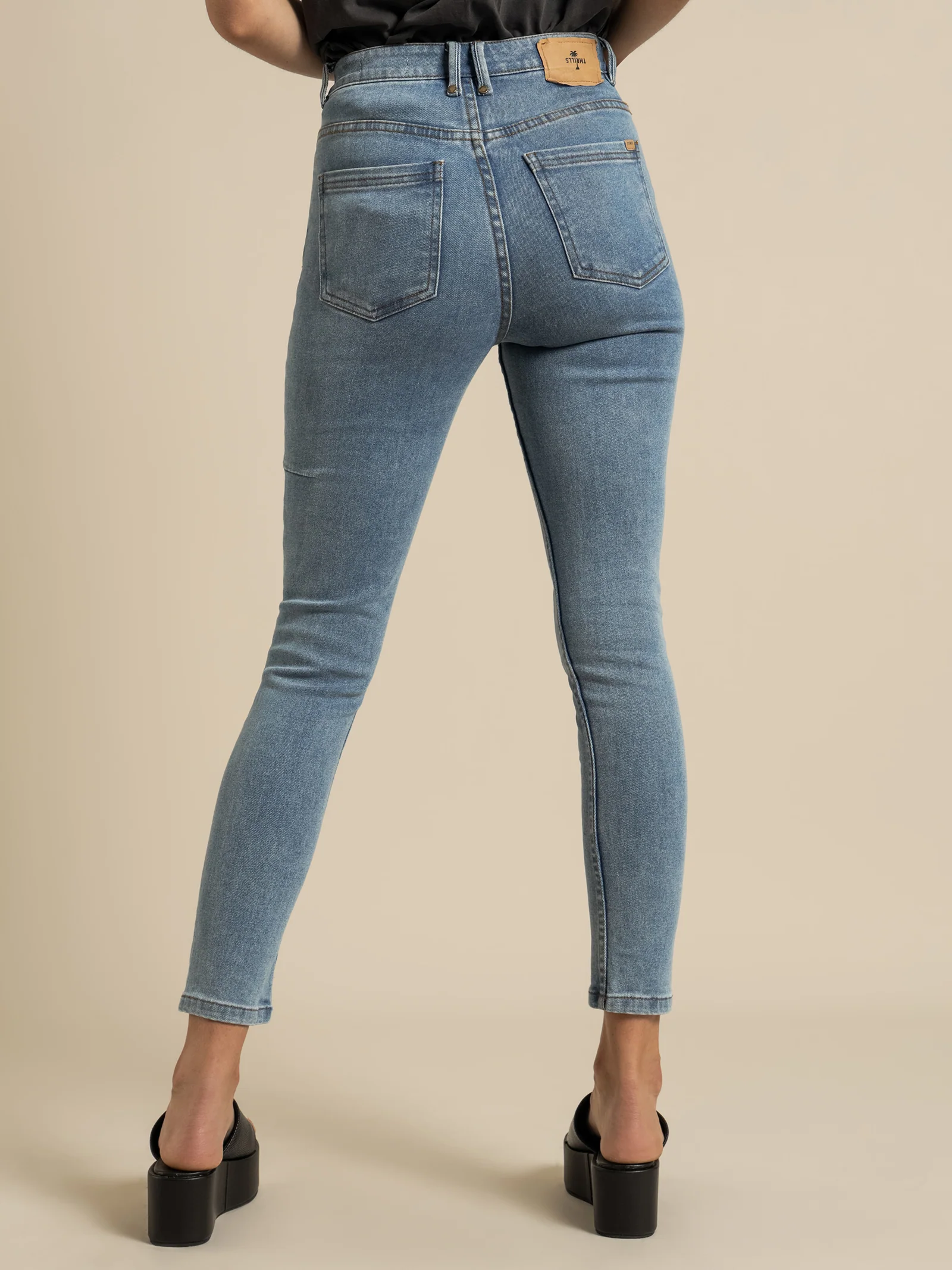Elise Rigid Skinny Jeans - Image 5