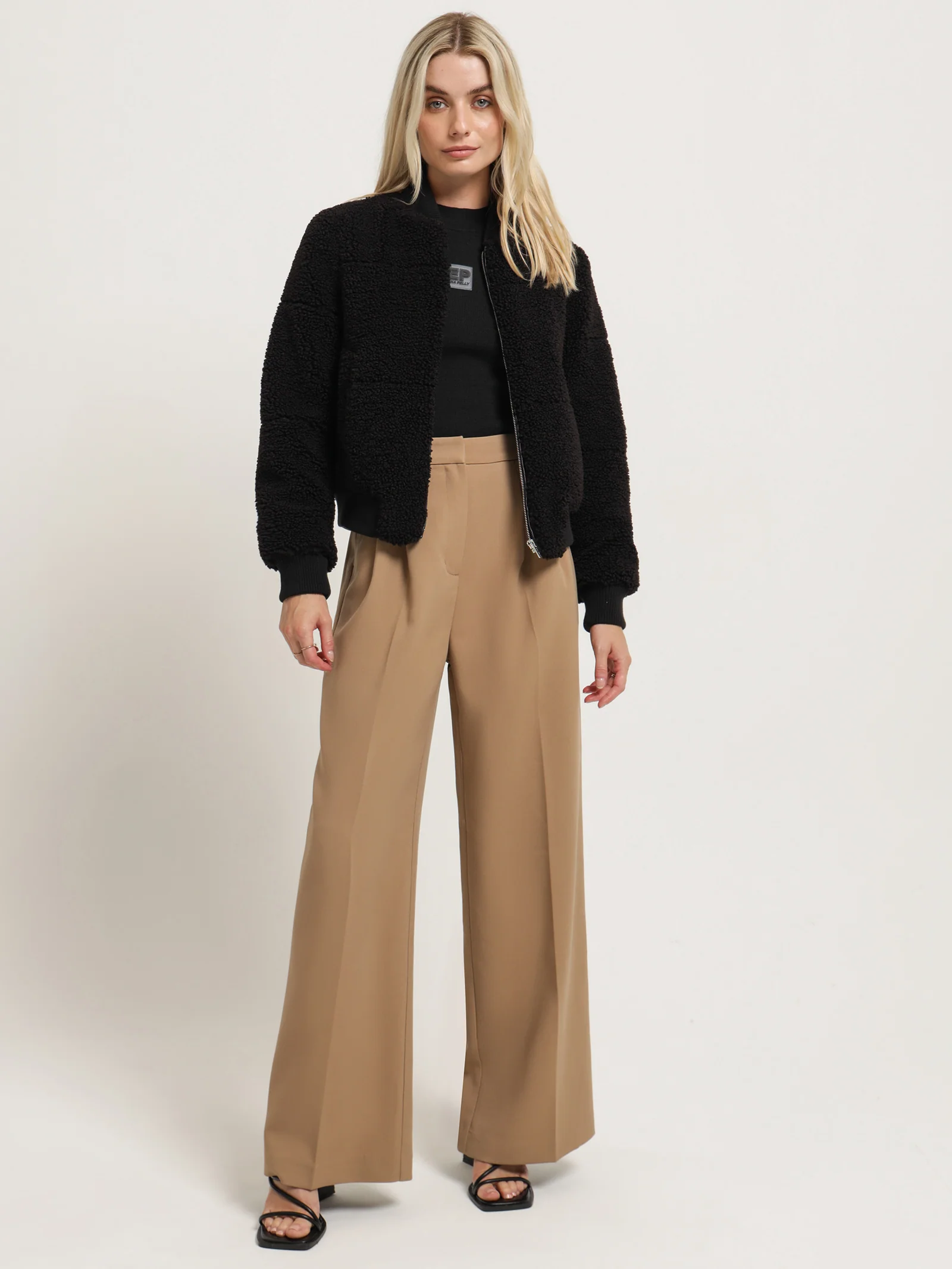 Ellen Short Sleeve Knit Top - Image 4