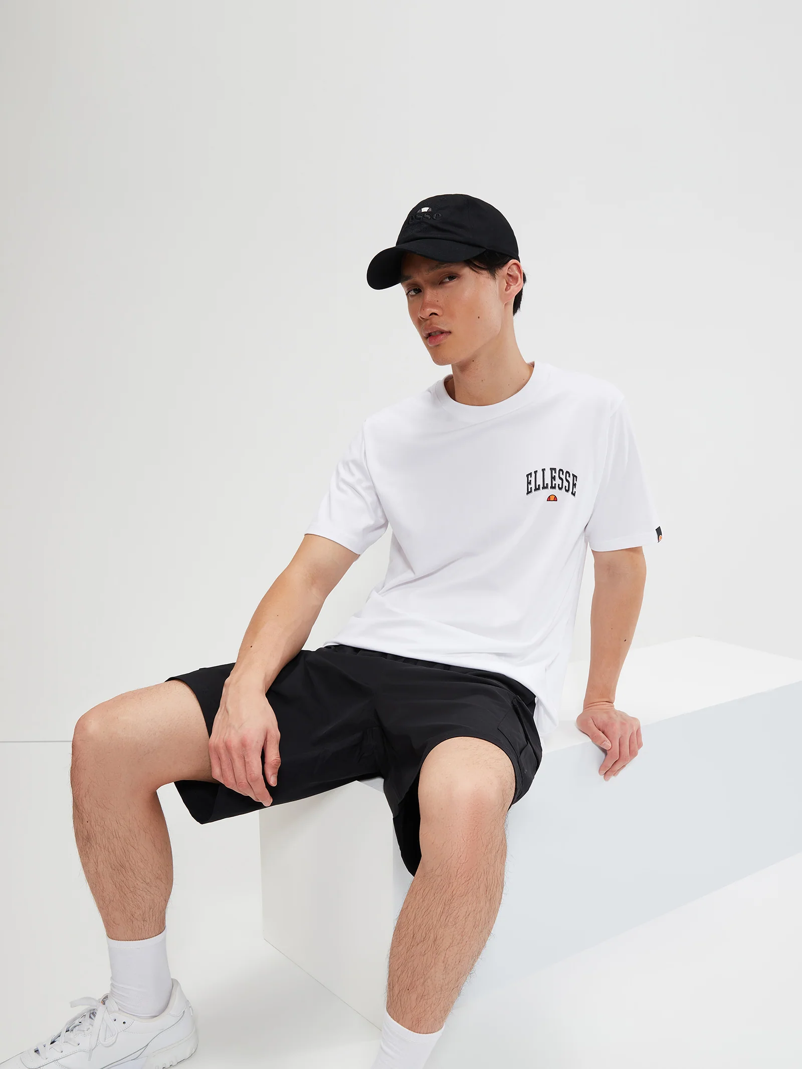 Harvardo T-Shirt - Image 5