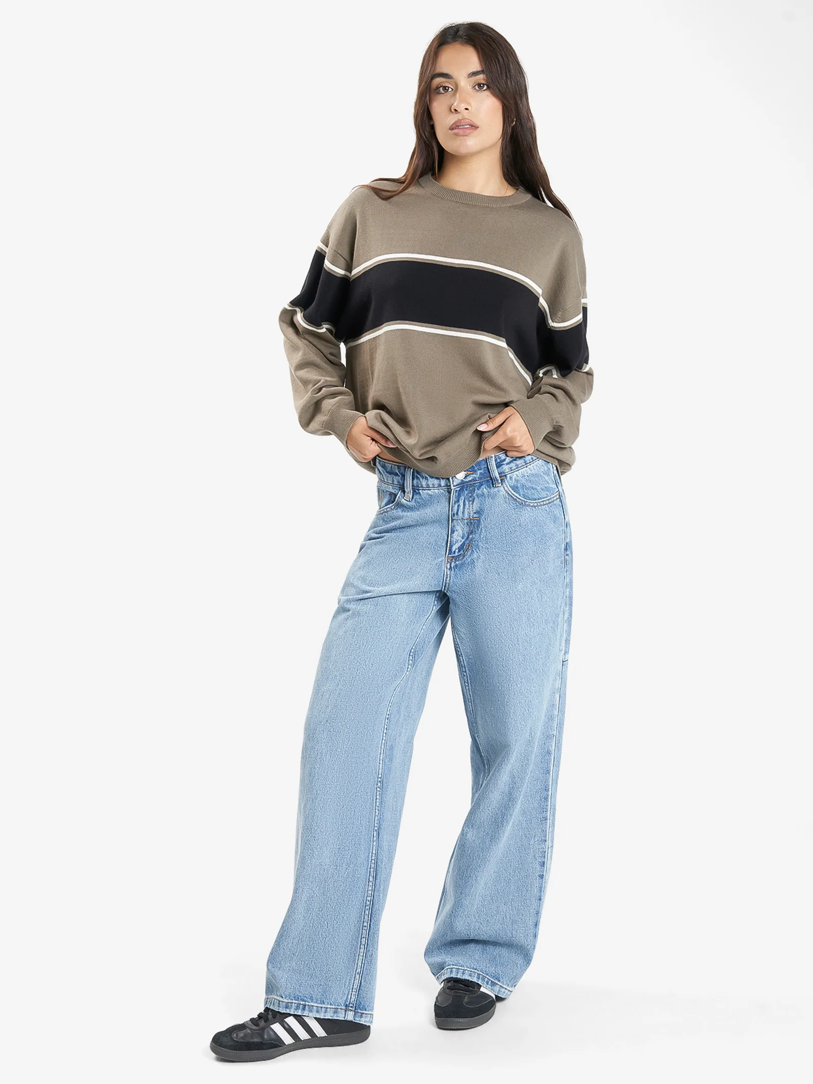 Emblem Slouch Knit - Image 2