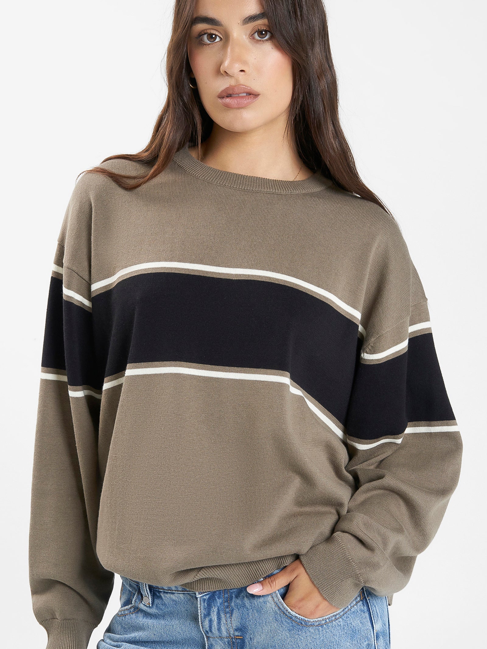 Emblem Slouch Knit - Image 4