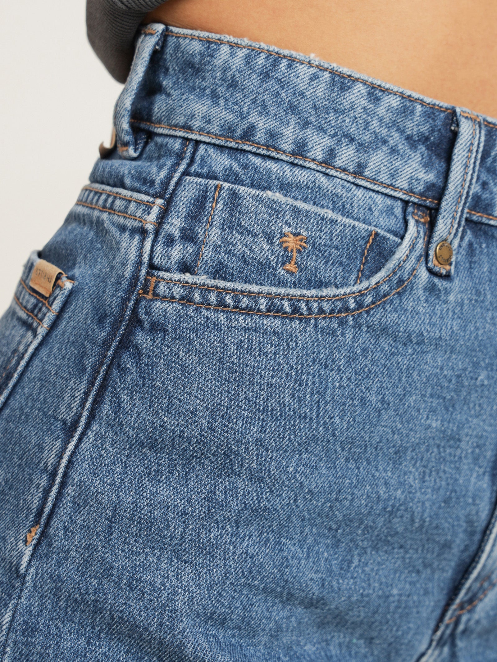 Erica Shorts - Image 5