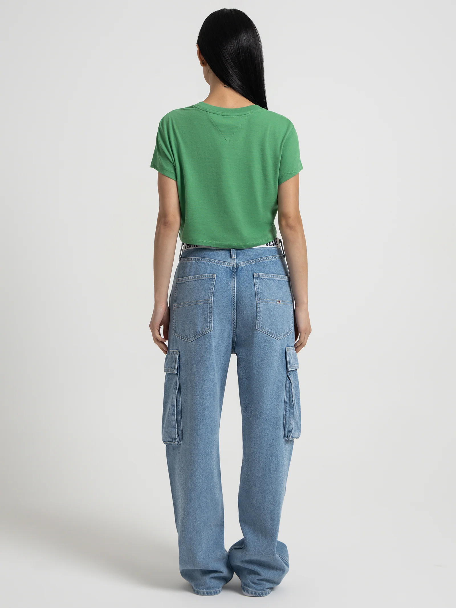 Essential Cropped Logo T-Shirt - Image 4