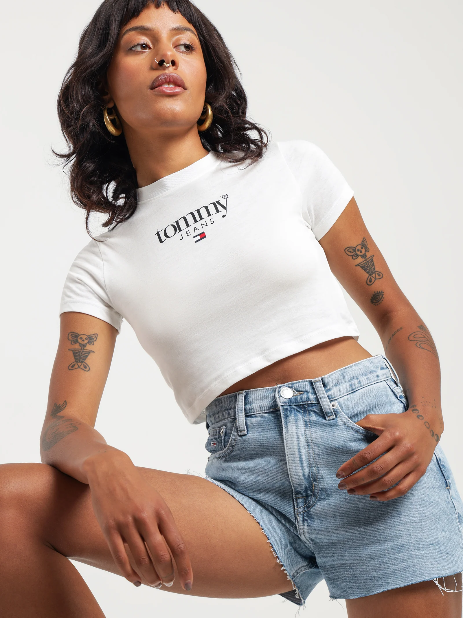 Essential Logo Baby Crop - Image 2