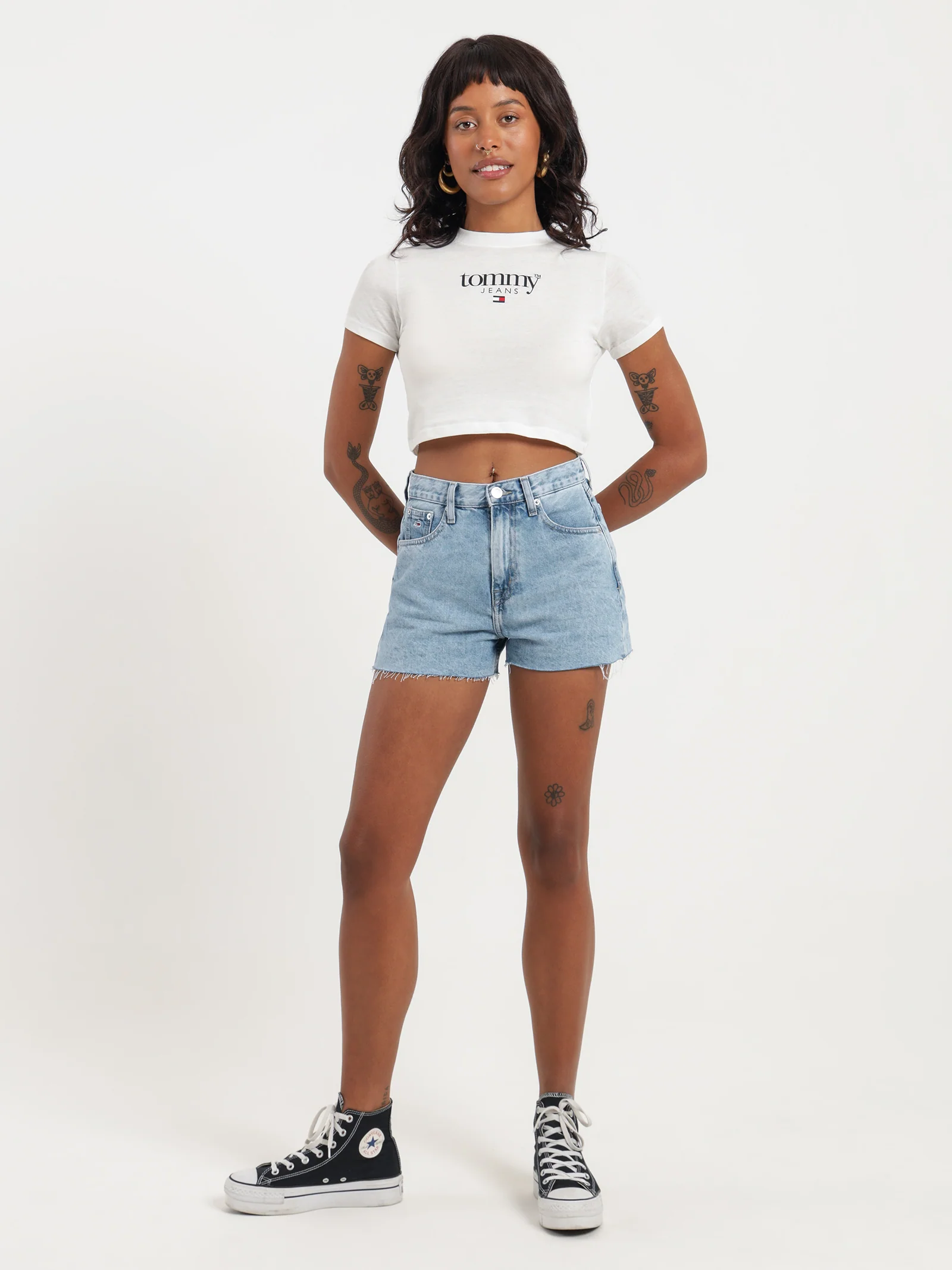 Essential Logo Baby Crop - Image 3