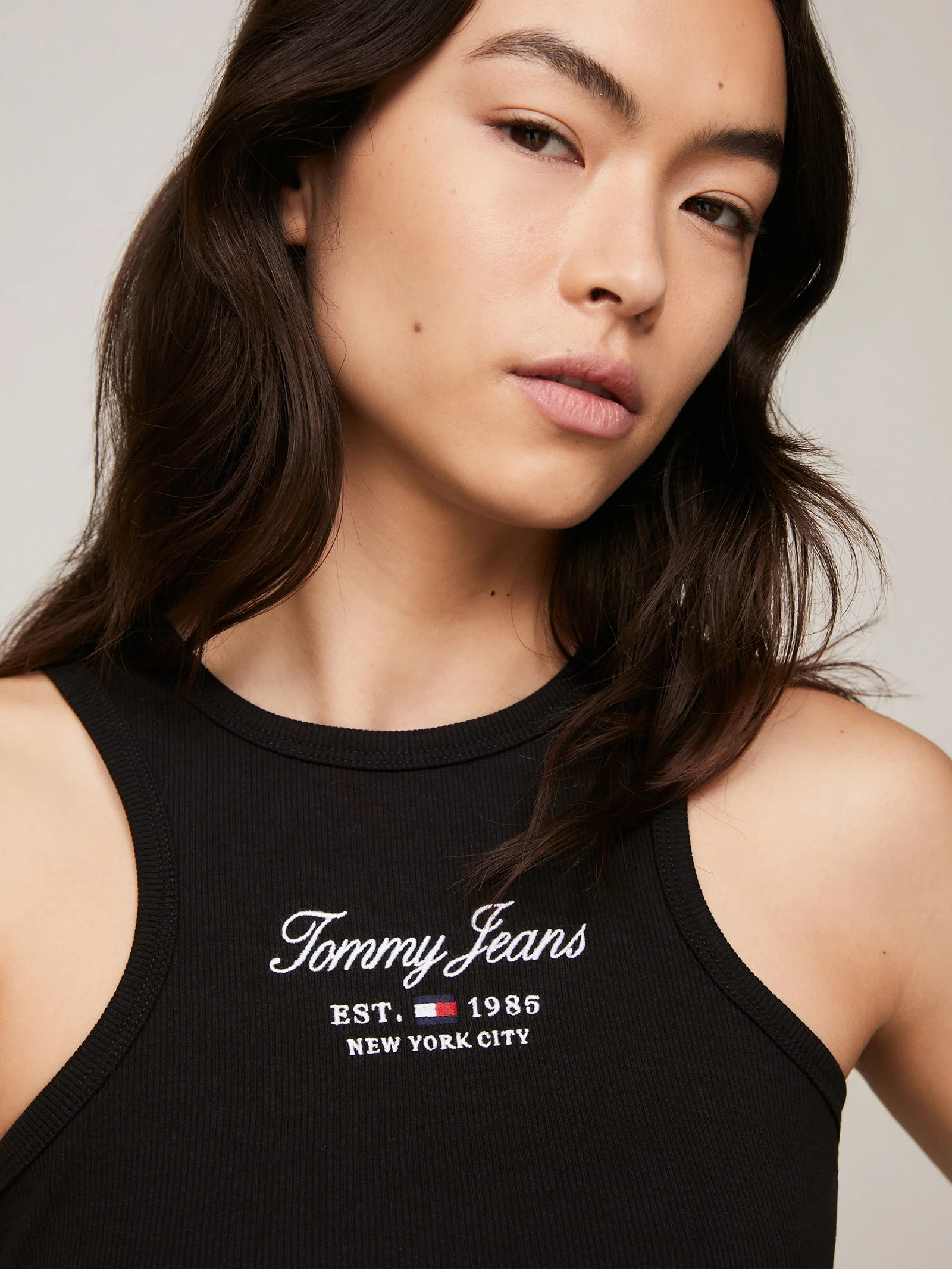 Essential Logo Slim-Fit Tank Top - Image 3