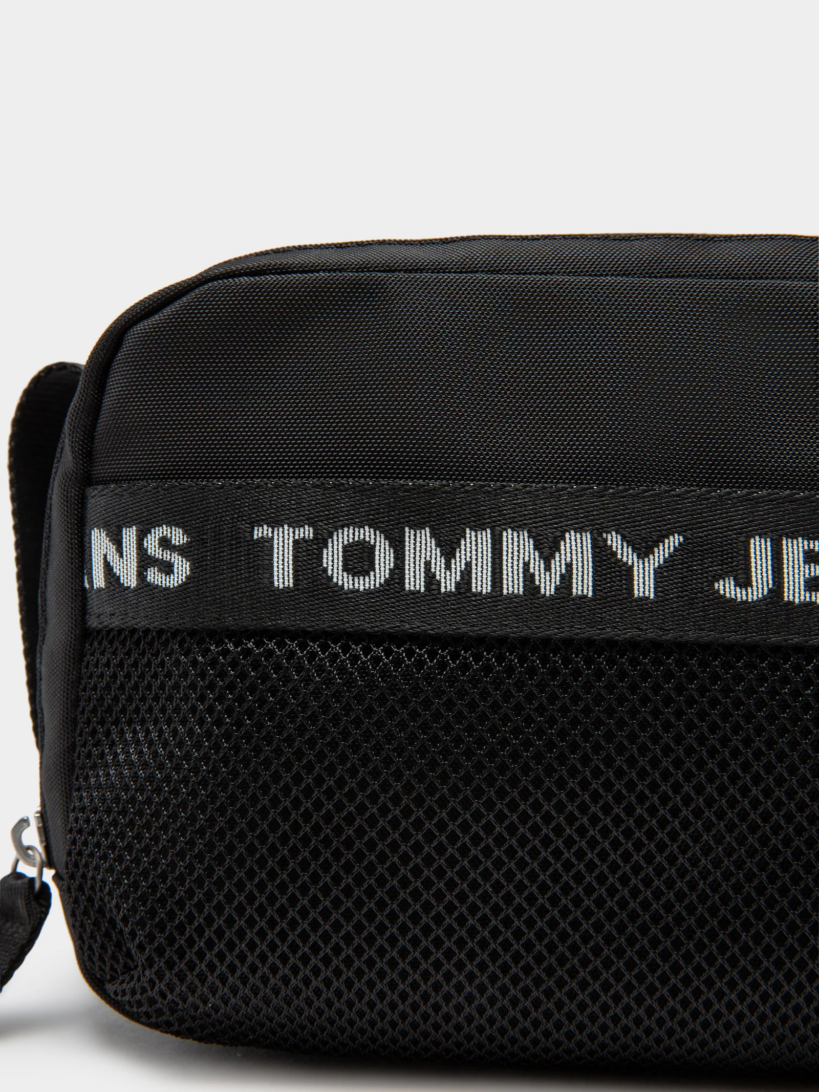 Essential Nylon Washbag - Image 2