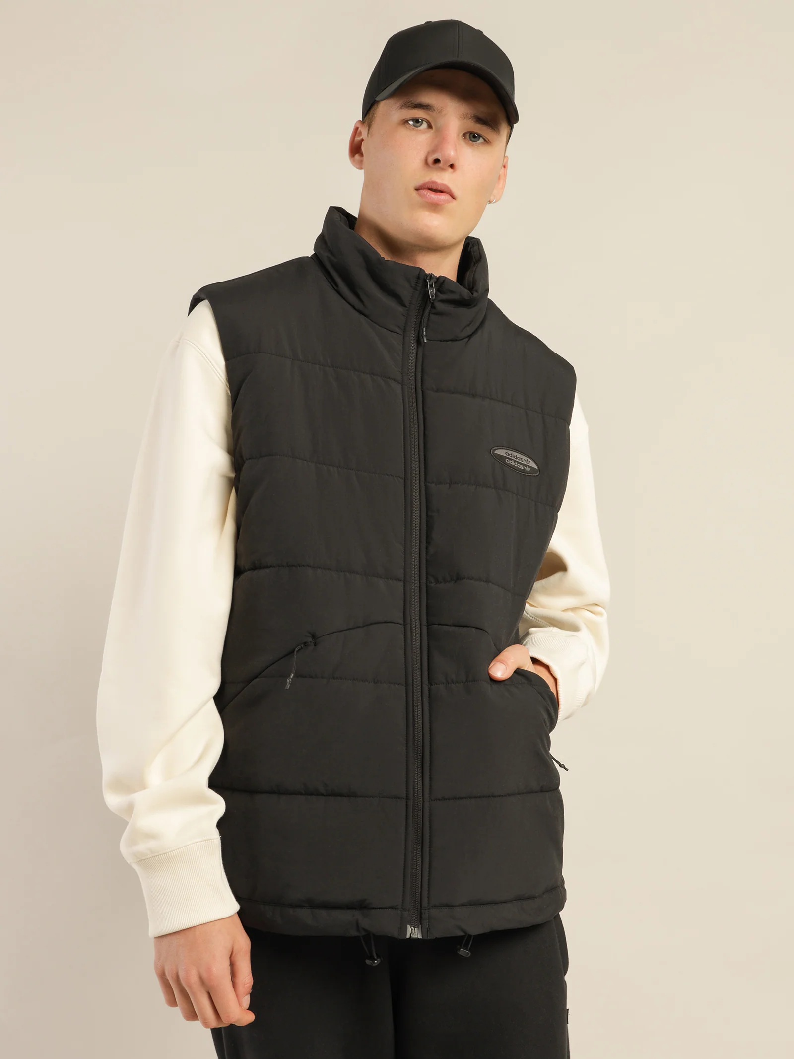 Essential R.Y.V Vest - Image 5