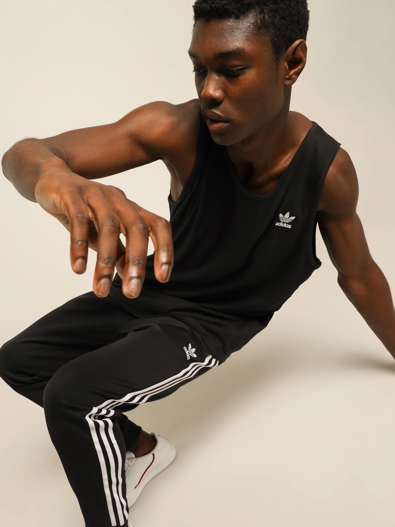 Essential Tank - Image 2