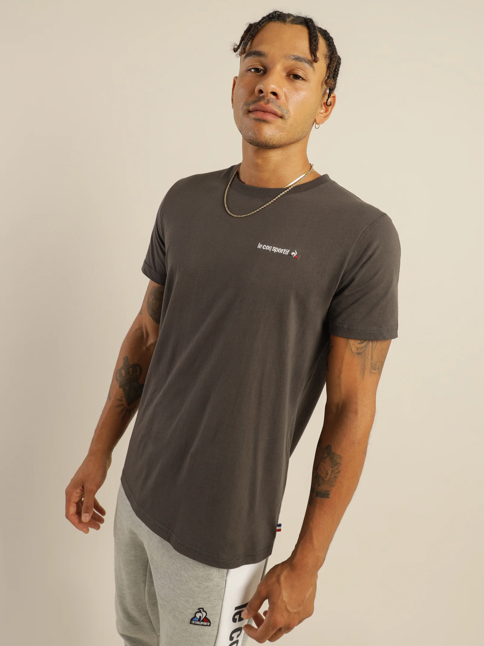 Essentiel Embroidered T-Shirt - Image 3