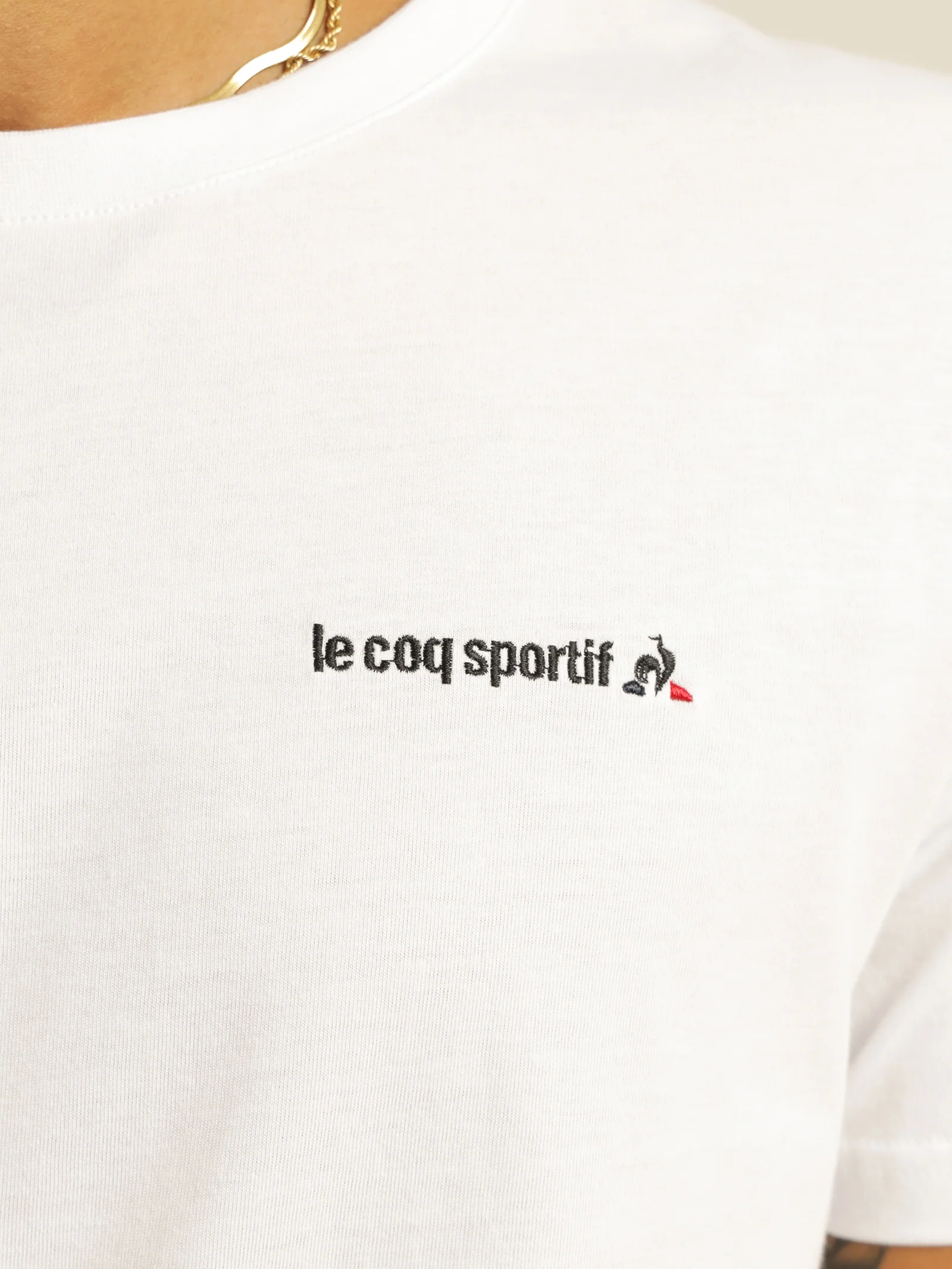 Essentiel Embroidered T-Shirt - Image 5