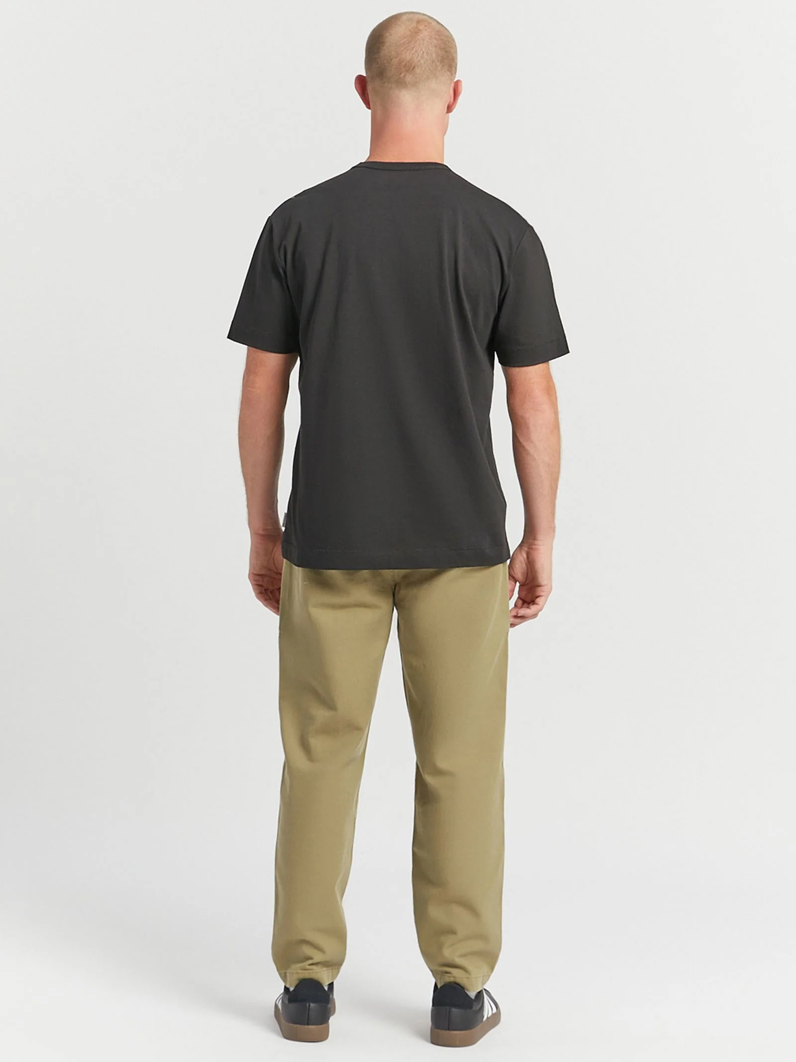 Estd Logo T-Shirt - Image 5