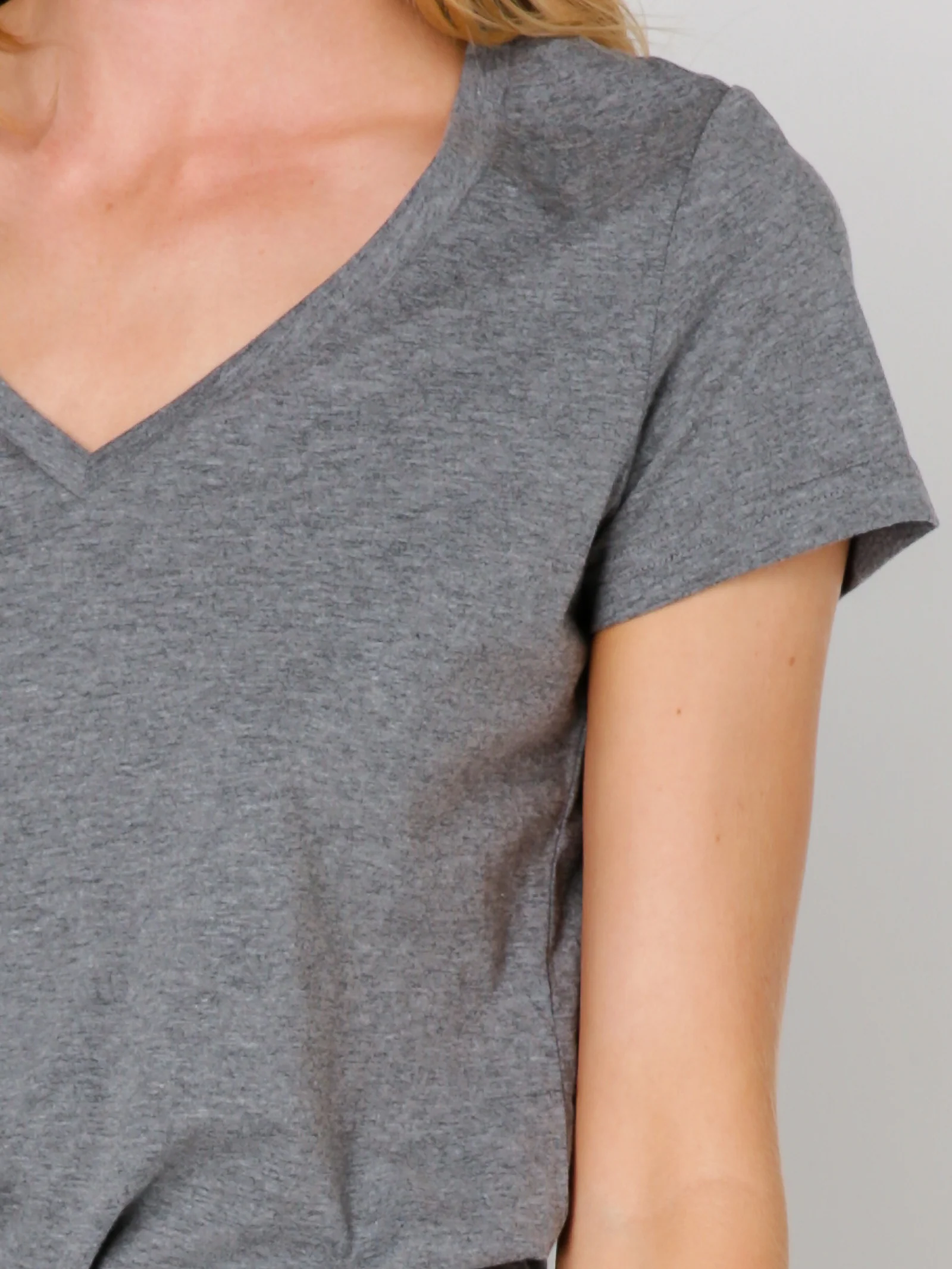 Evie V Neck Tee - Image 4