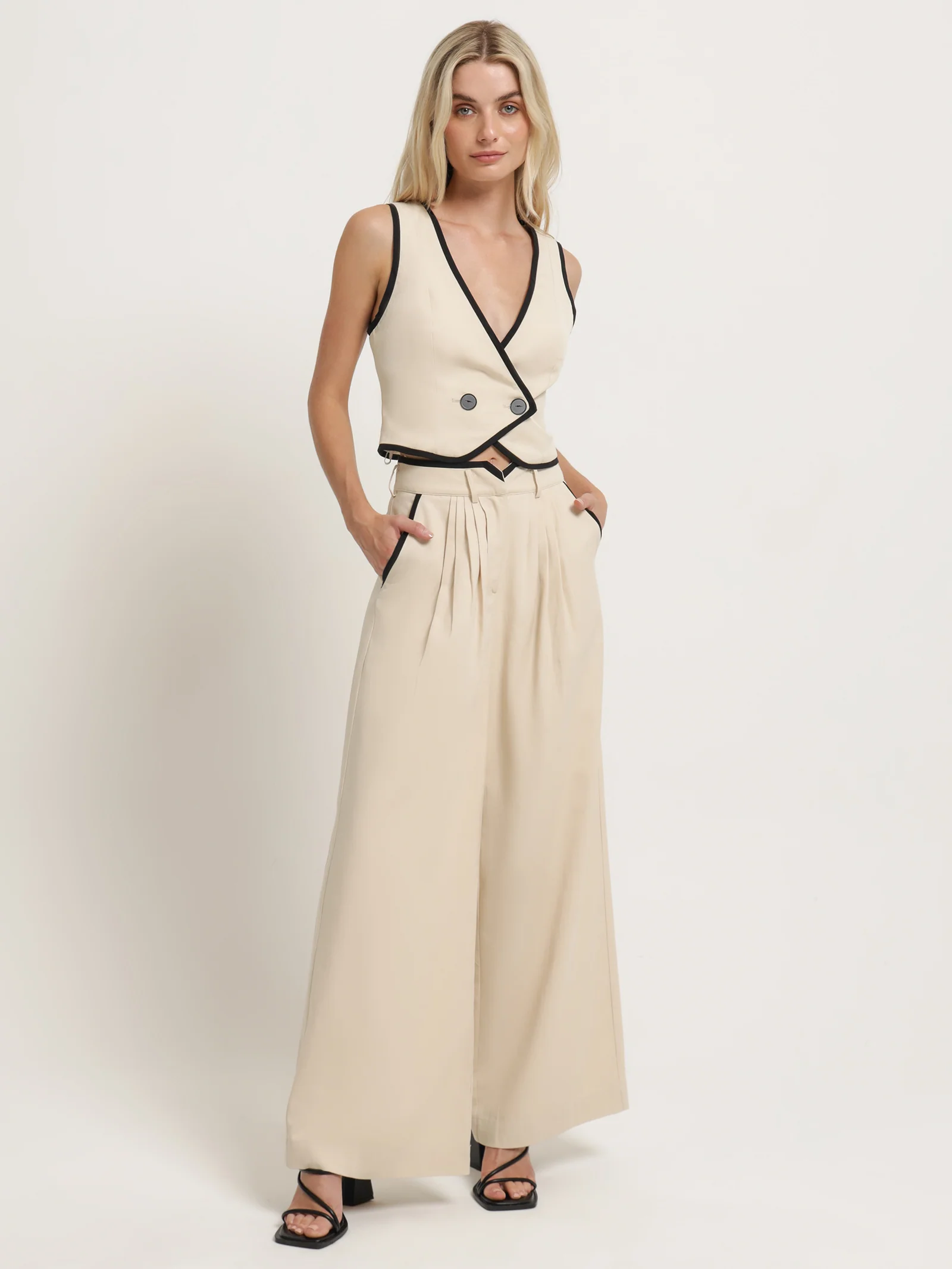 Express Waistcoat - Image 2
