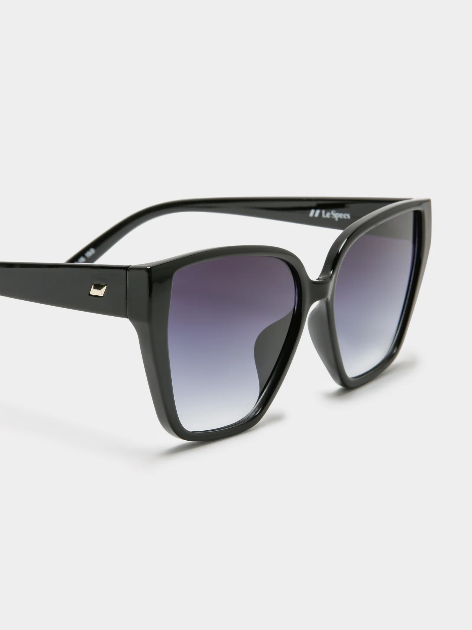 Fash-hun Alt Fit Sunglasses - Image 3