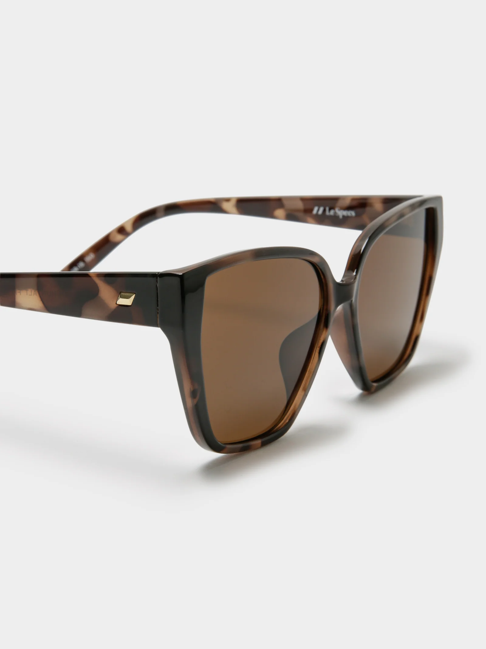 Fash-hun Alt Fit Sunglasses - Image 3