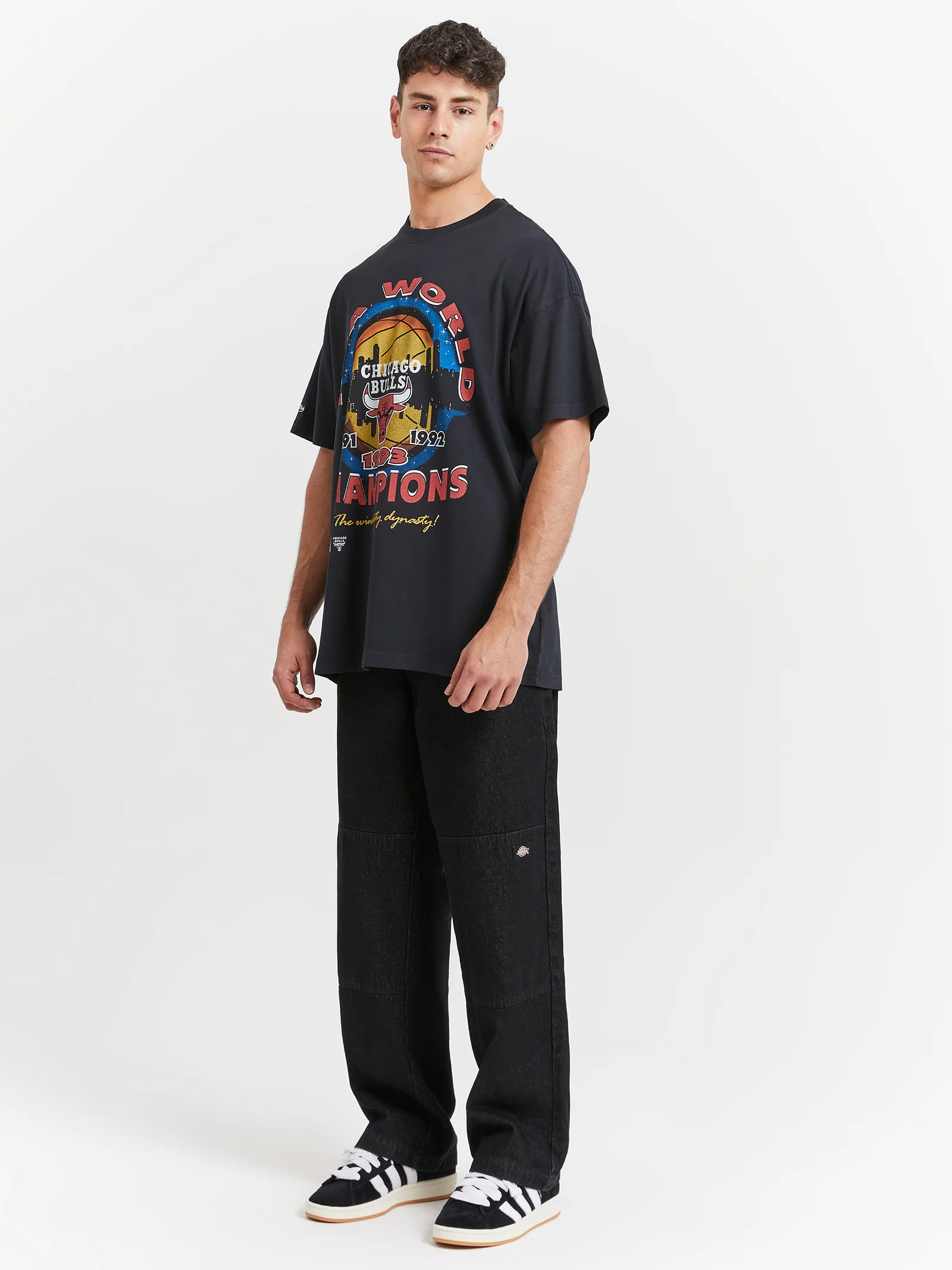 Finals Champions Chicago Bulls T-Shirt Faded Black - Image 4