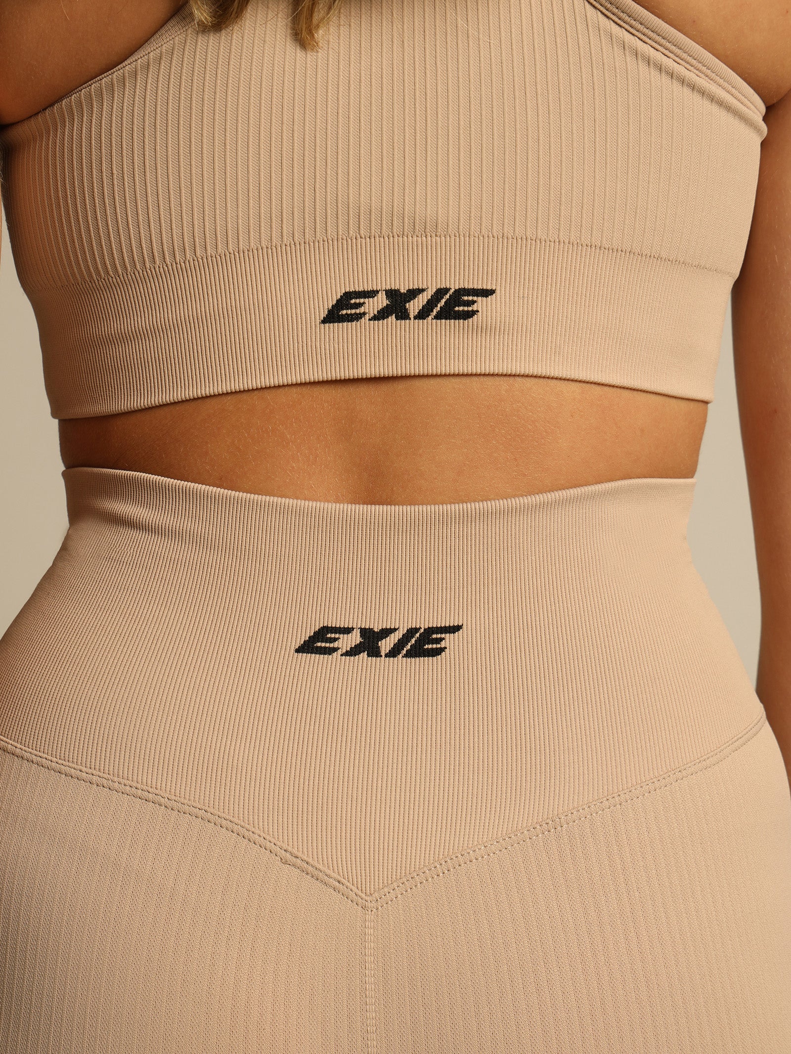 Flex 2.0 3/4 Legging - Image 6