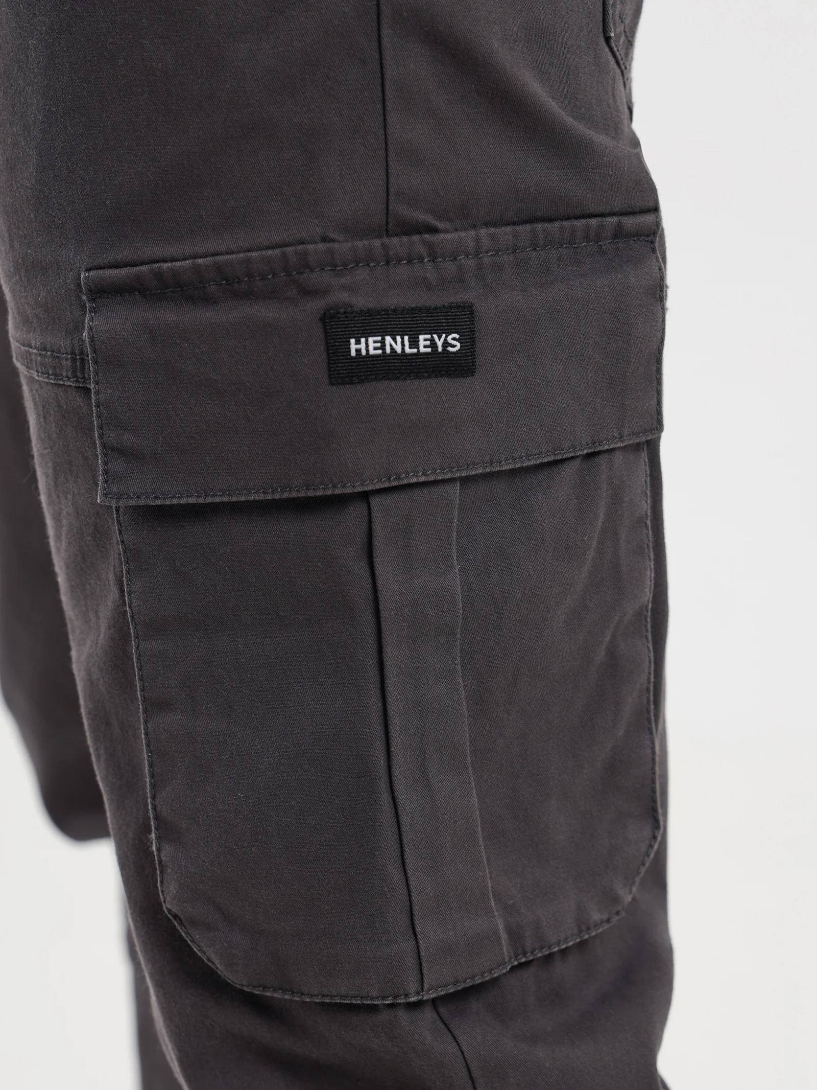 Formation Utility Jogger - Image 3