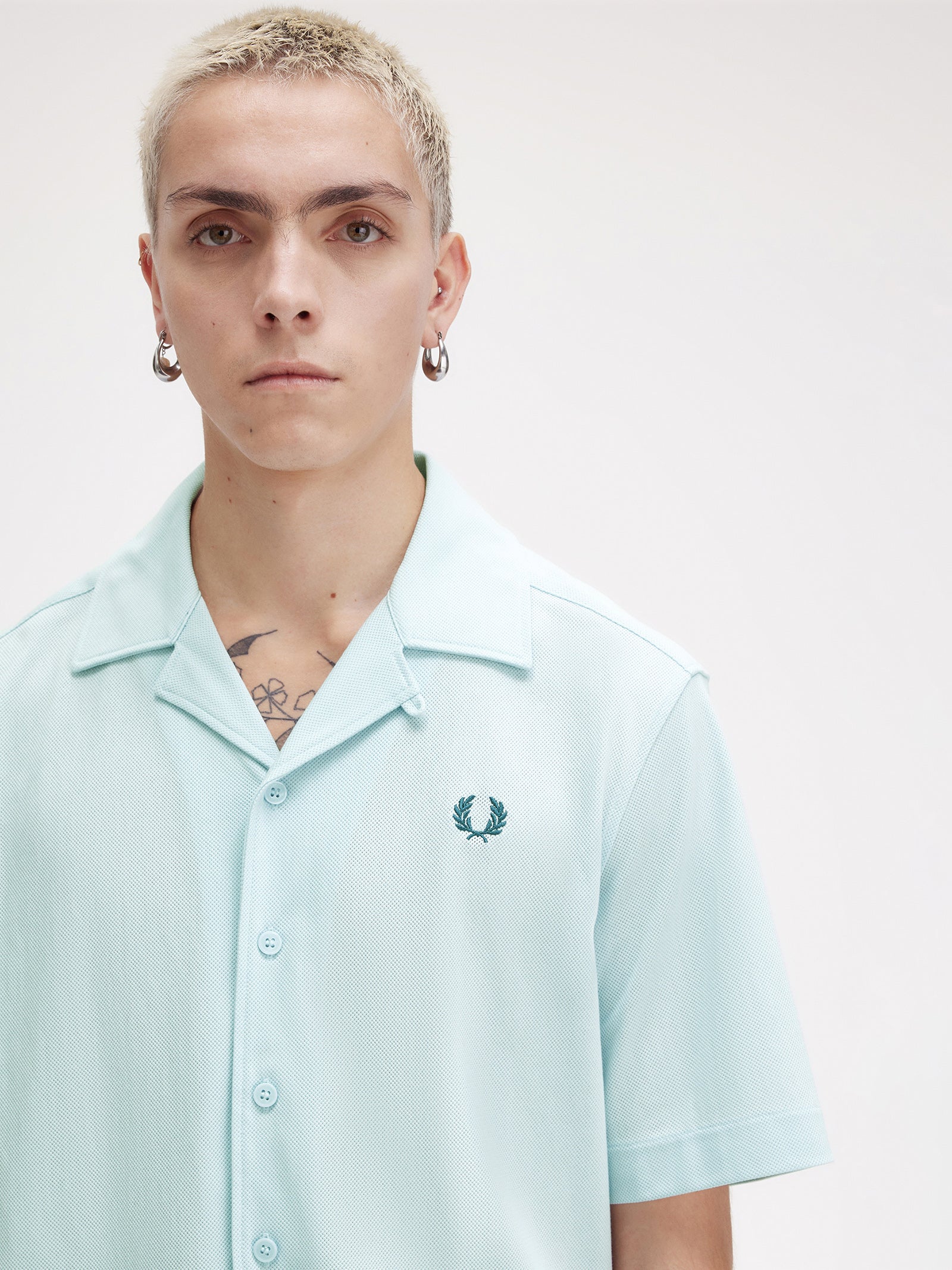 Compress Mesh Revere Shirt - Image 3
