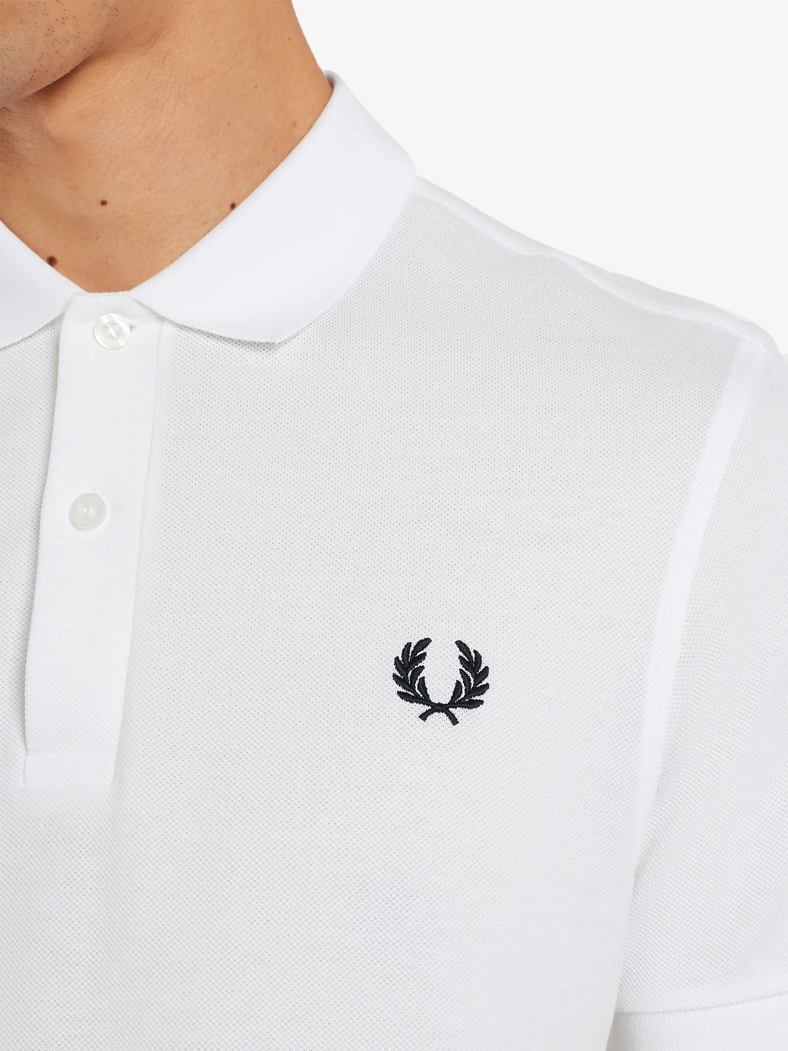 Plain Fred Perry Shirt - Image 3