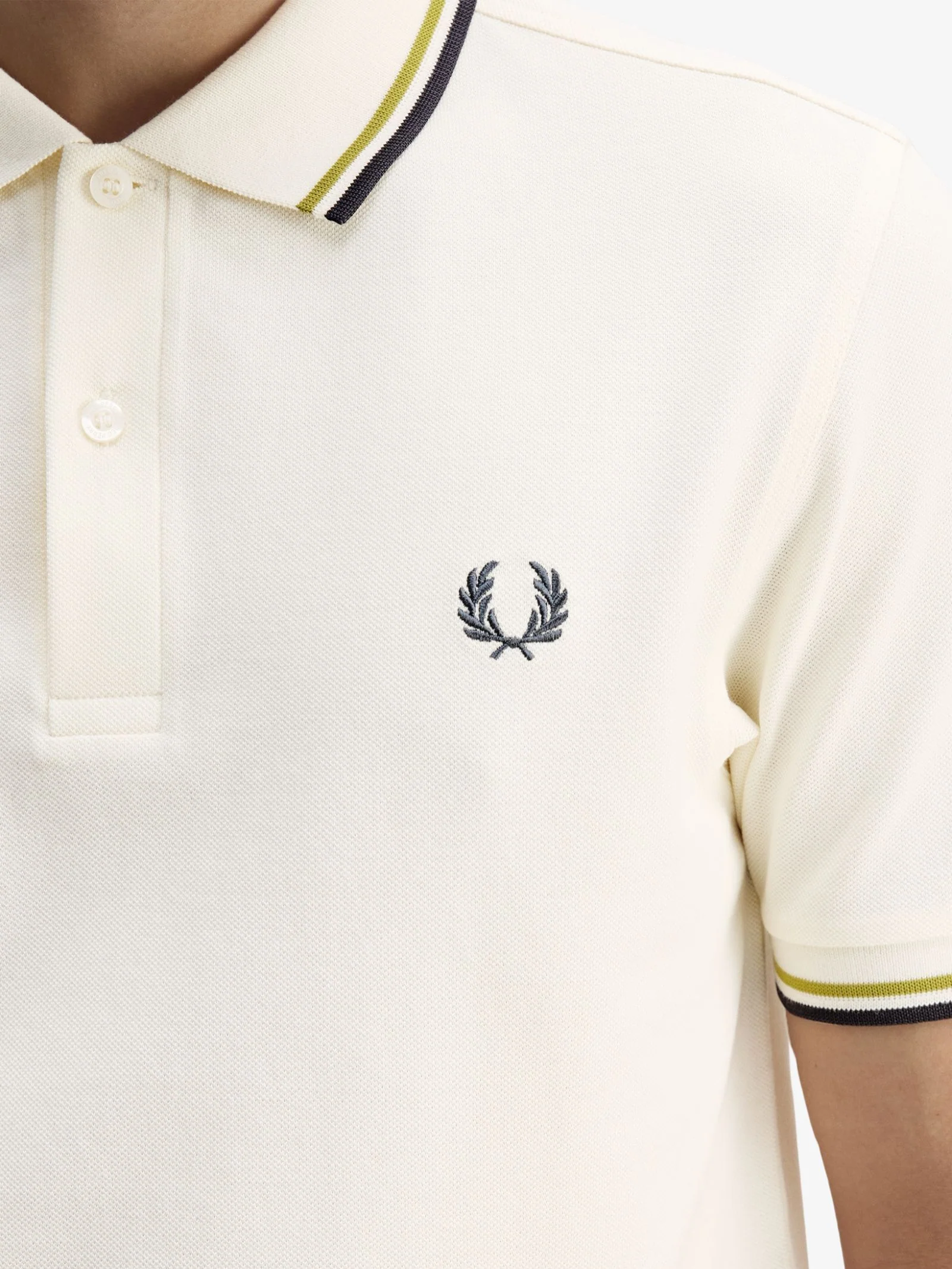 The Twin Tipped Fred Perry Shirt - Image 3