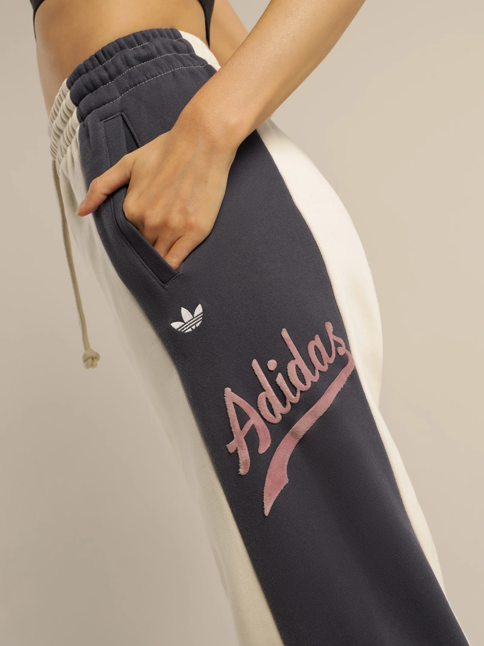 French Terry Trackpants - Image 6
