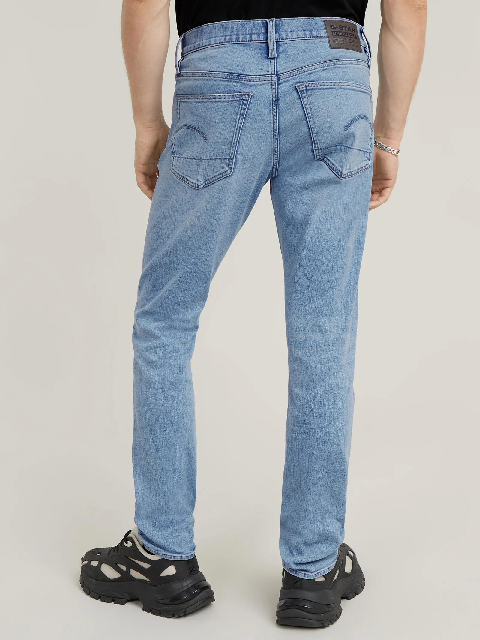 3301 Slim - Image 3