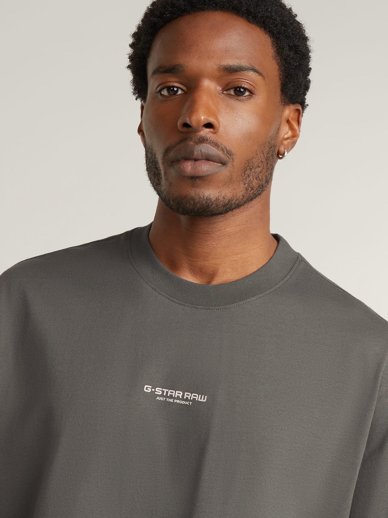Center Chest Boxy R Tee - Image 4