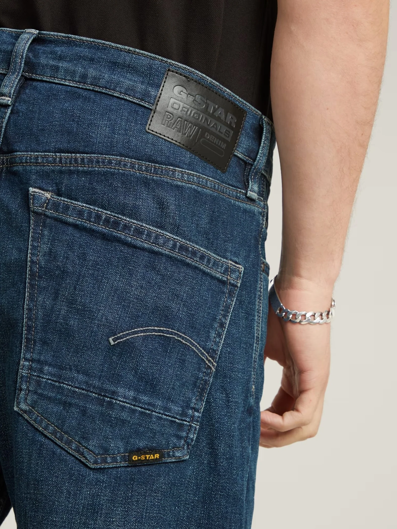Dakota Regular Straight Jeans - Image 3