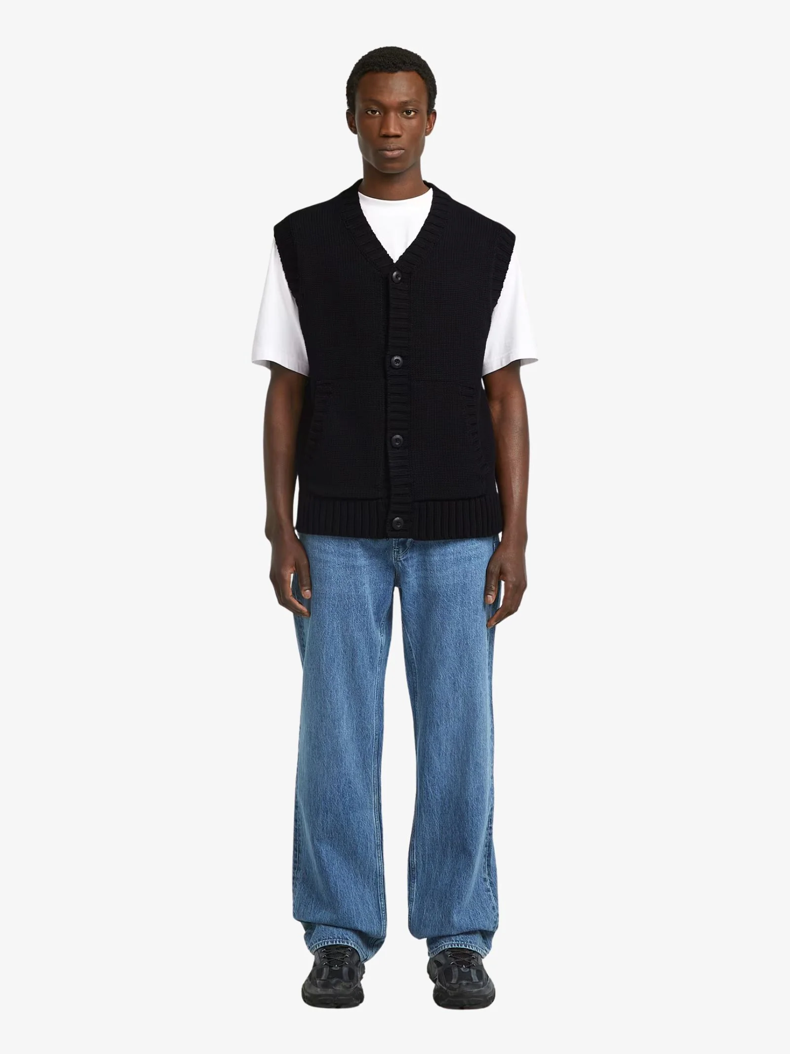Deeggie Relaxed Straight Jeans - Image 4