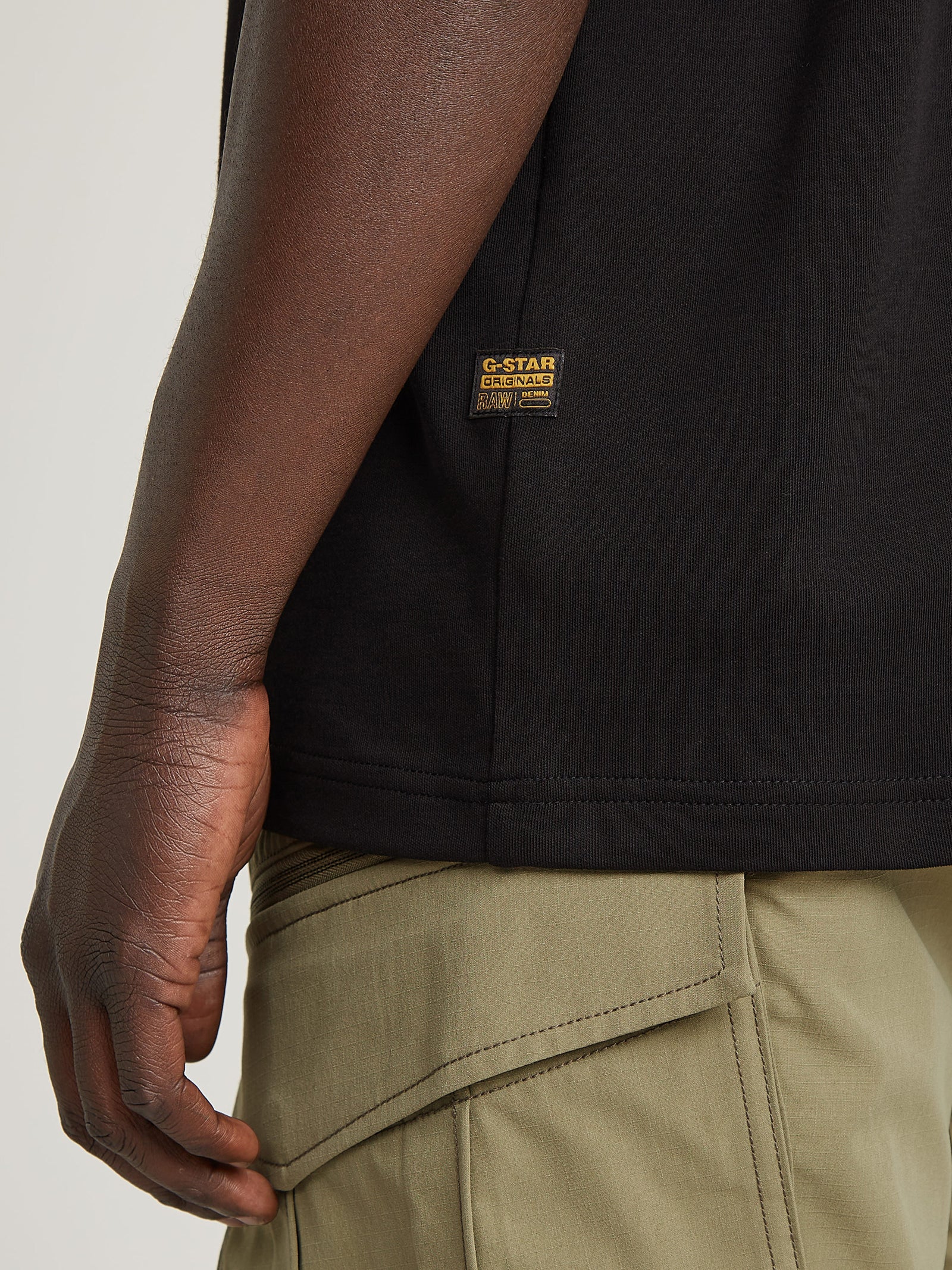 Old Skool Logo R Tee - Image 6
