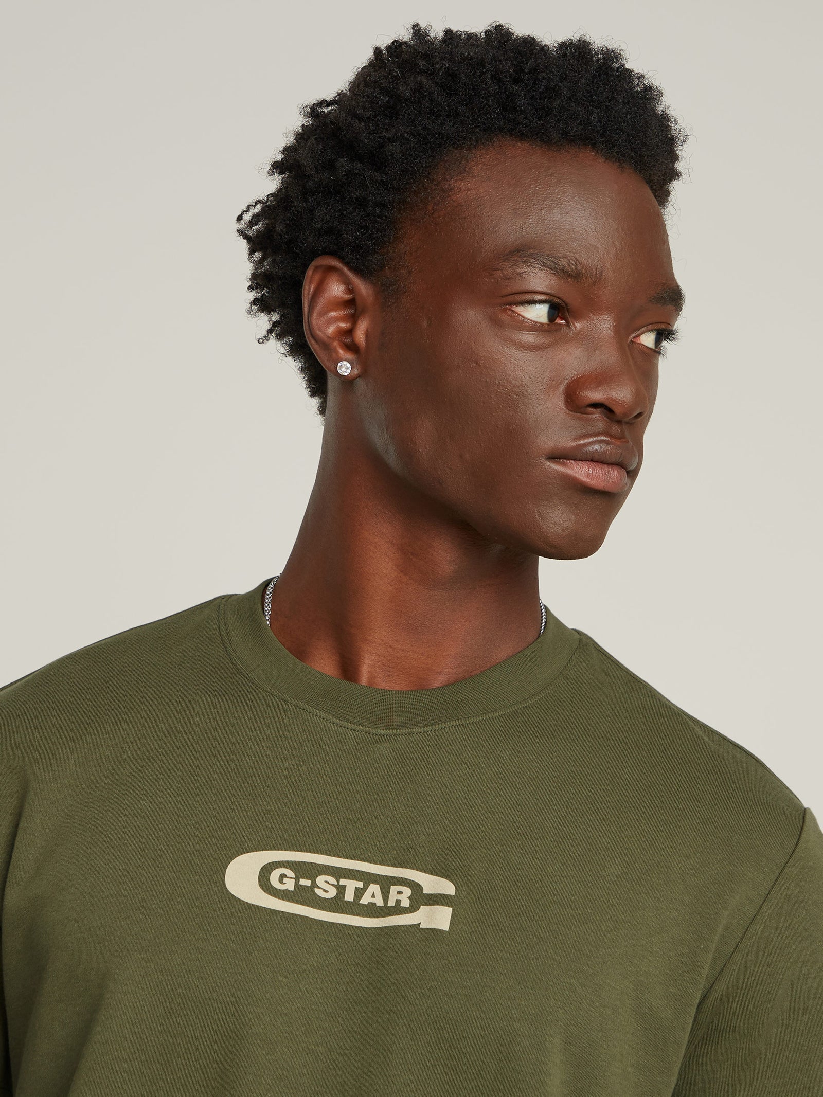 Old Skool Logo R Tee - Image 6