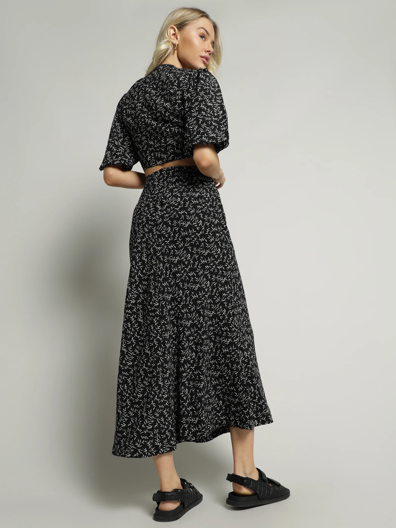Giselle Midi Skirt - Image 5