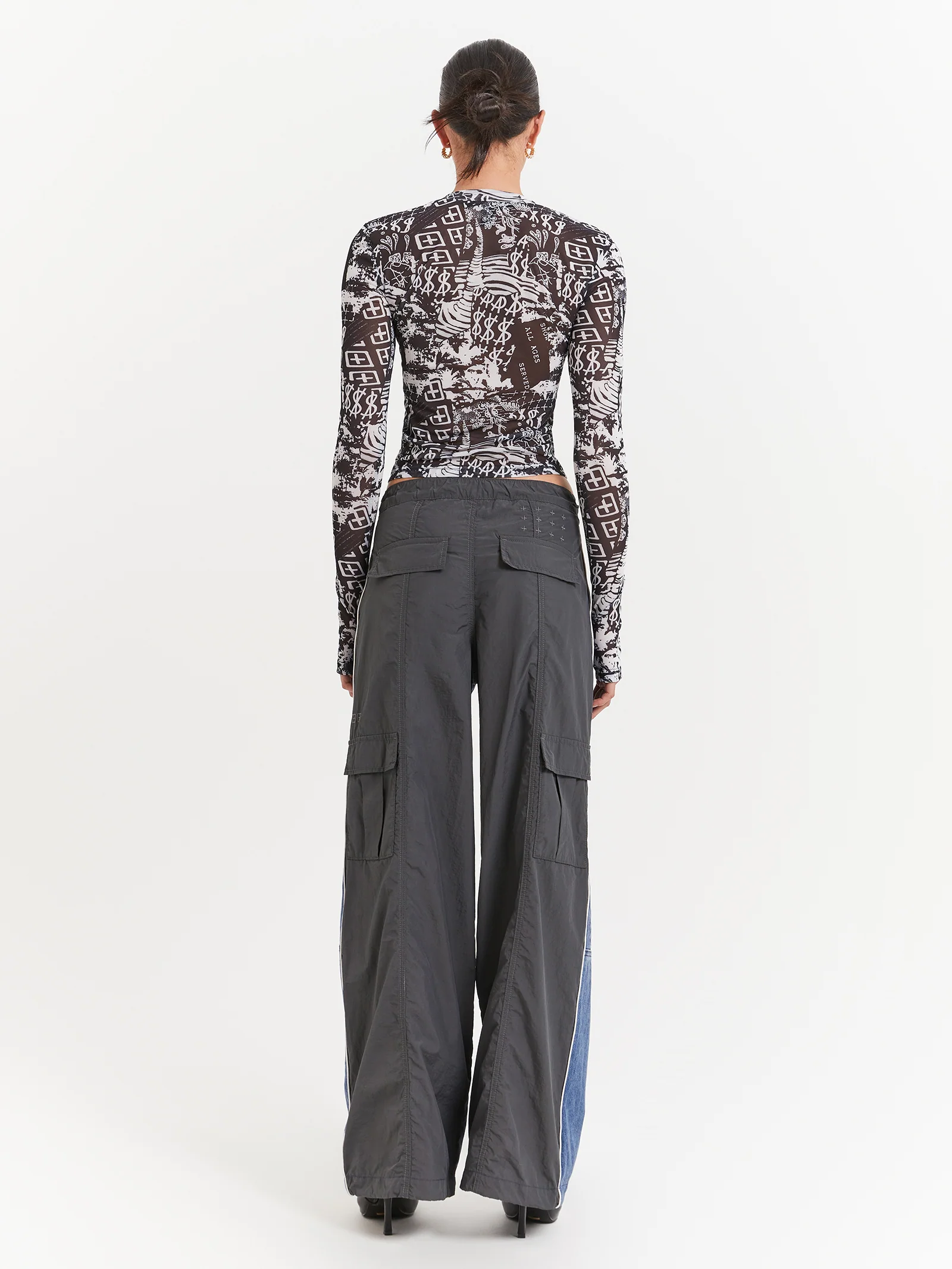 Graf Long Sleeve T-Shirt - Image 5