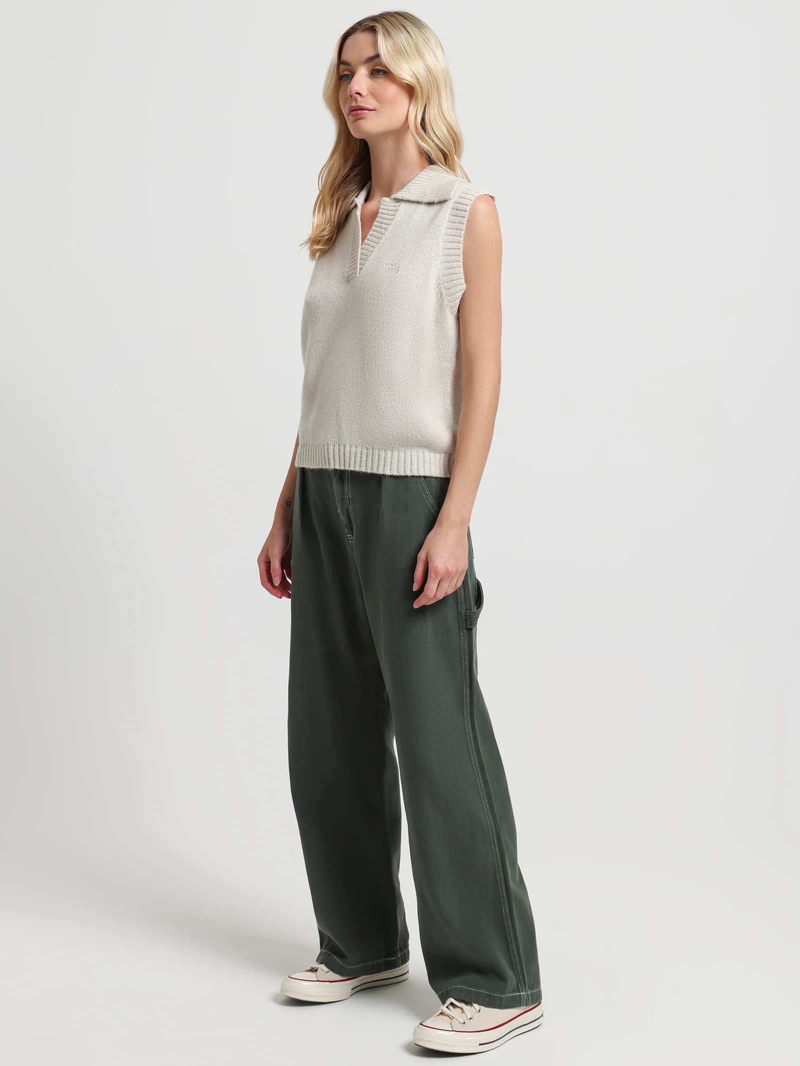 Graffiti Collared Knit Vest - Image 4