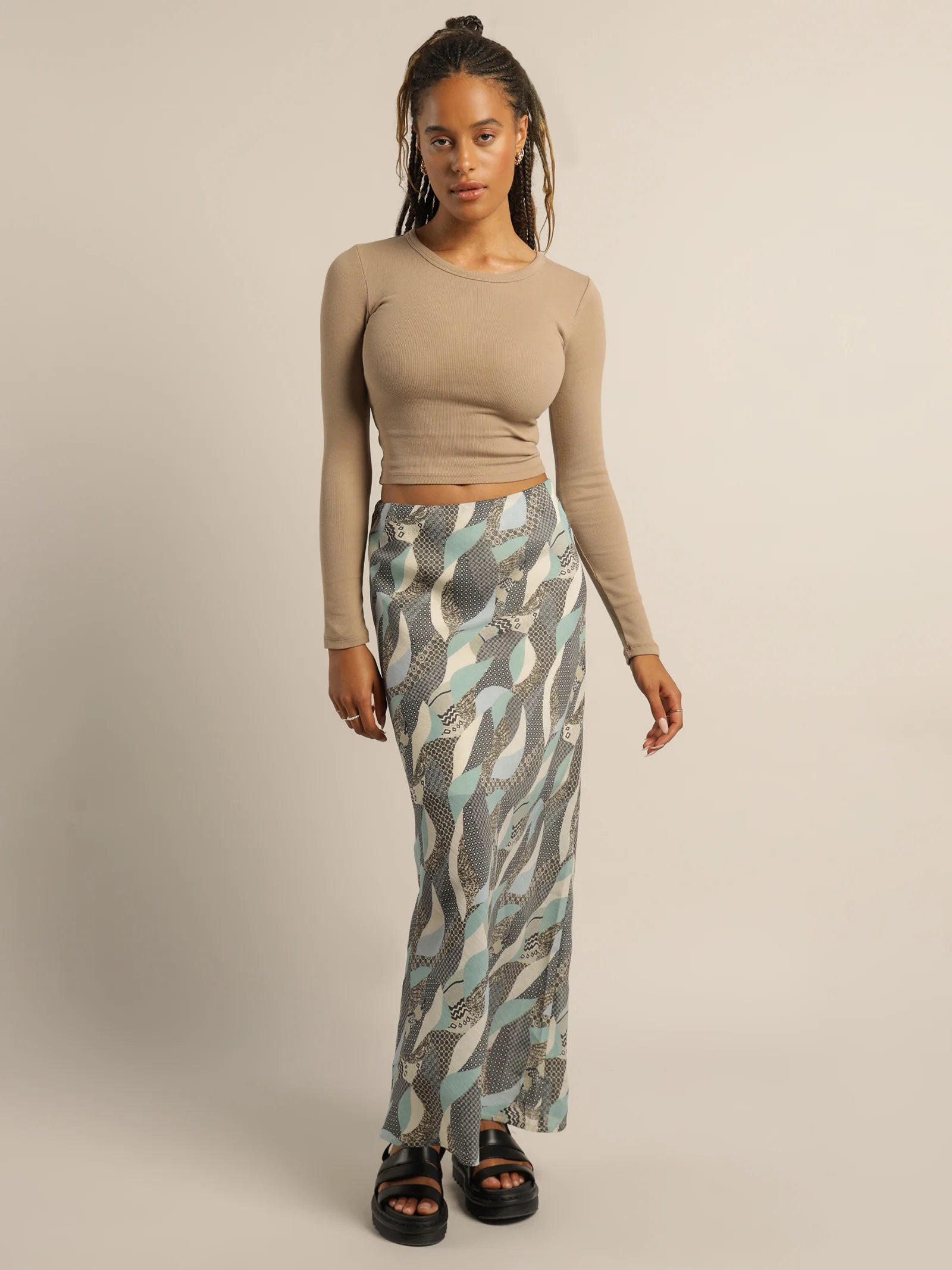 Greta Long Sleeve T-Shirt - Image 4