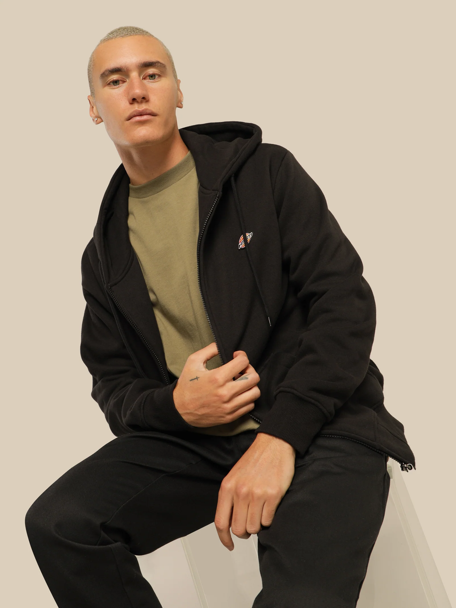 H.S Rockwood Zip Through Hoodie - Image 2